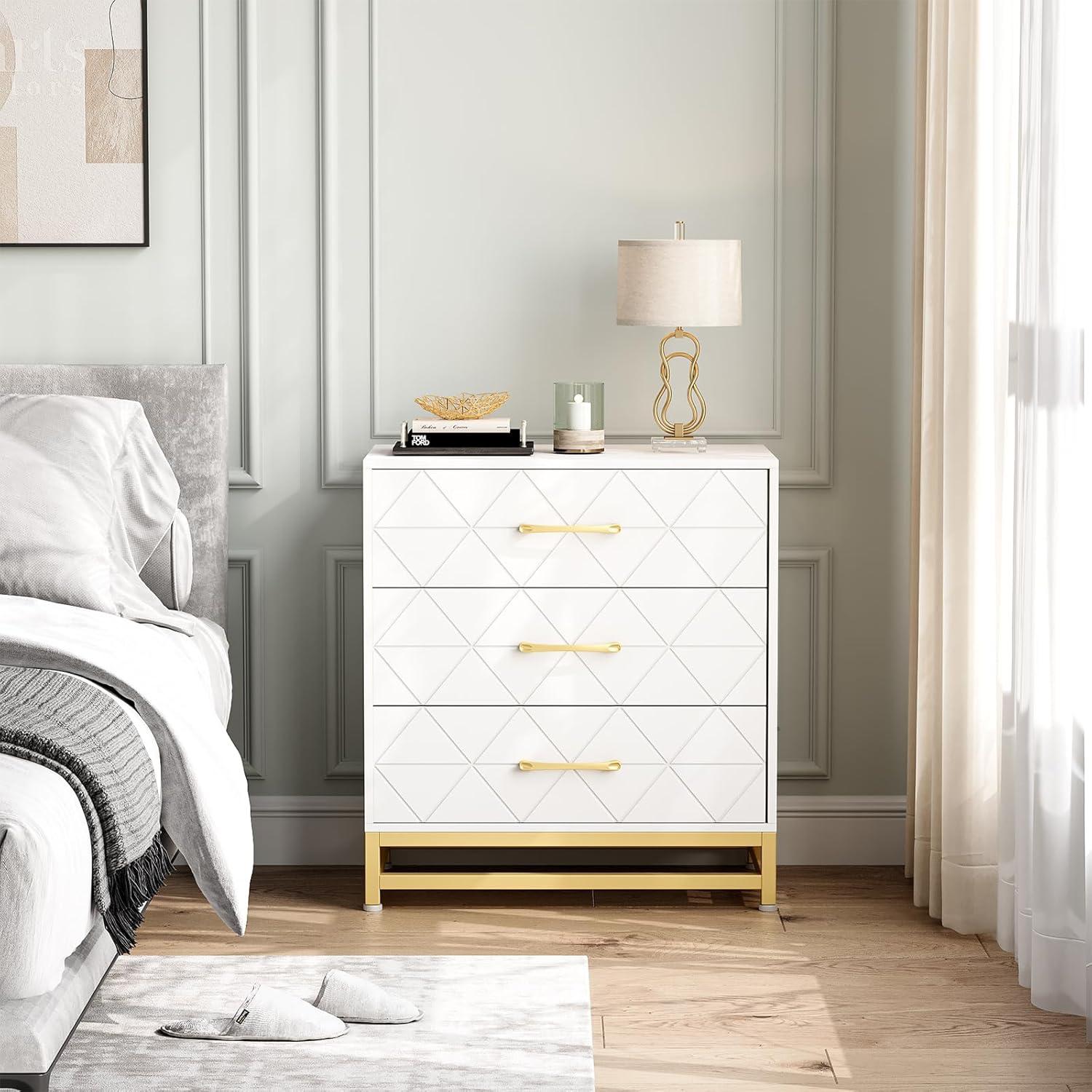 Garvee Dresser for Bedroom with 6 Drawer, Wood Dressers Chest of Drawers with Wide Drawers and Metal Handles for Living Room Hallway Entryway, White