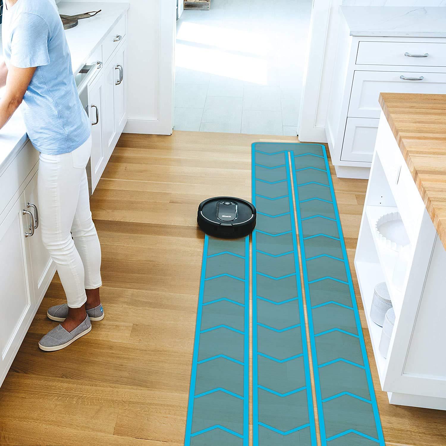 Shark IQ Intelligent Wifi Robot Vacuum Cleaner w/ Self Empty Charger Base, Black