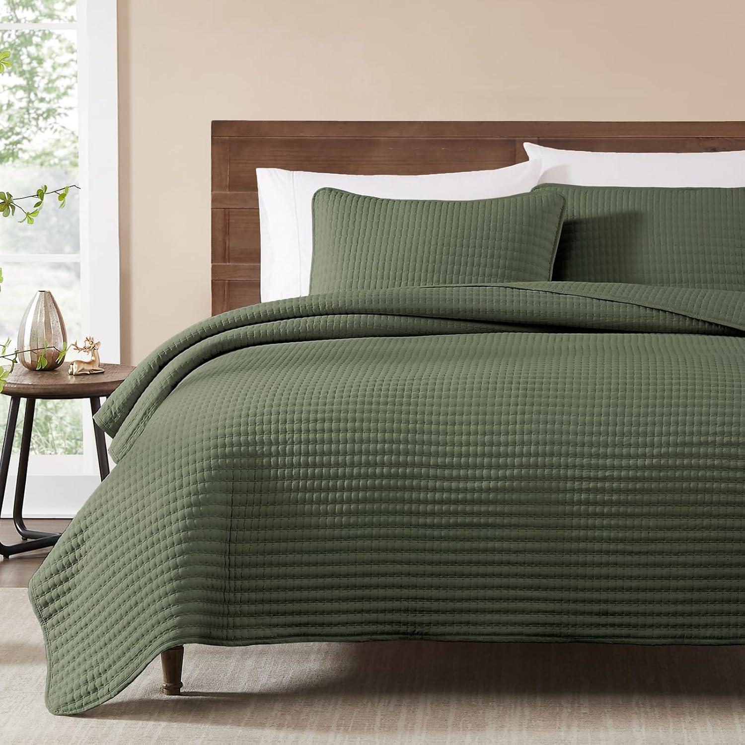 Lightweight Soft Bedspread Coverlet Green - 3 Piece - King