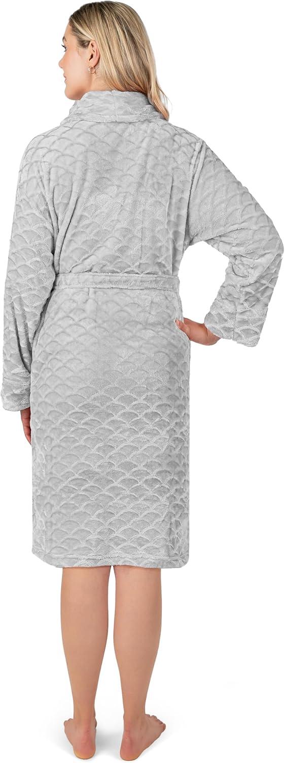 PAVILIA Short Robes for Women, Plush Soft Bathrobe Womens Lightweight, Fluffy Fuzzy Robe Knee Length, Shower Spa (Light Grey, Small-Medium)