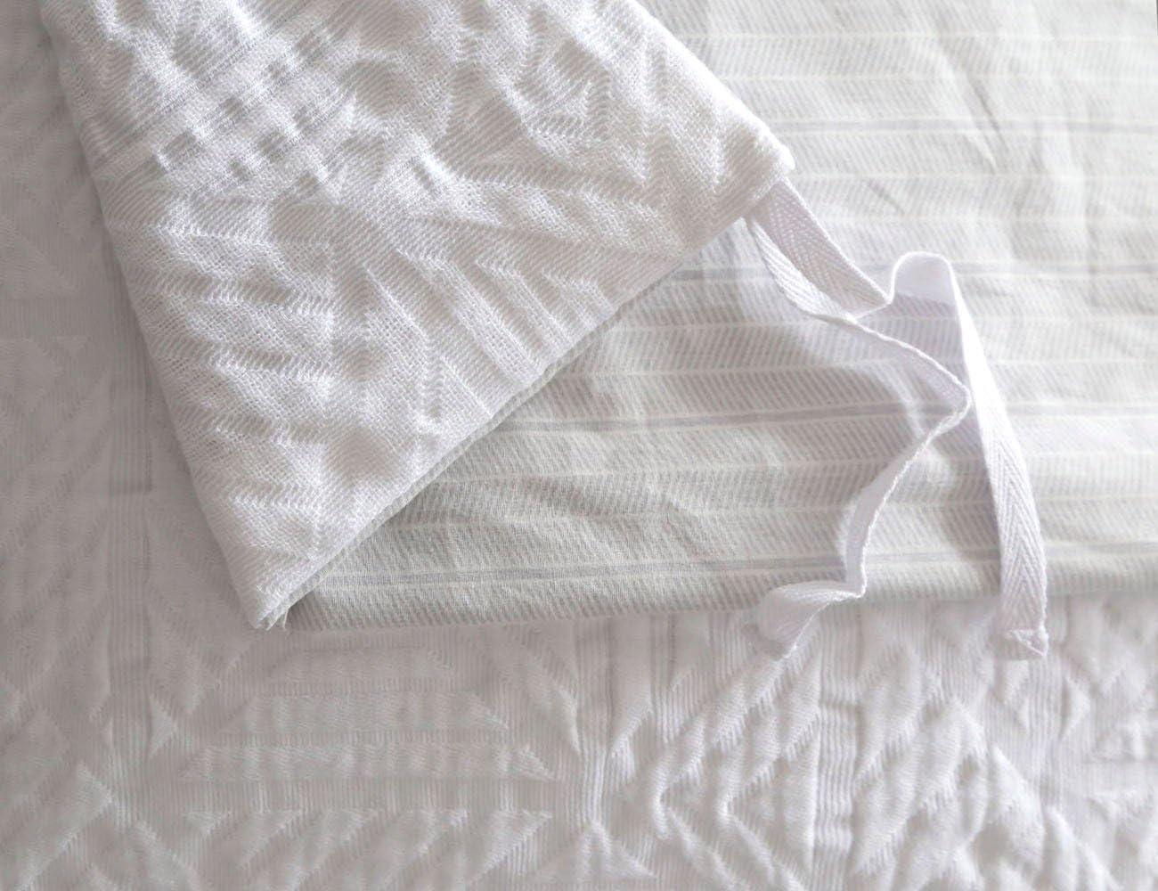 Washed Cotton Jacquard Reversible 3 Piece White Duvet Cover Set