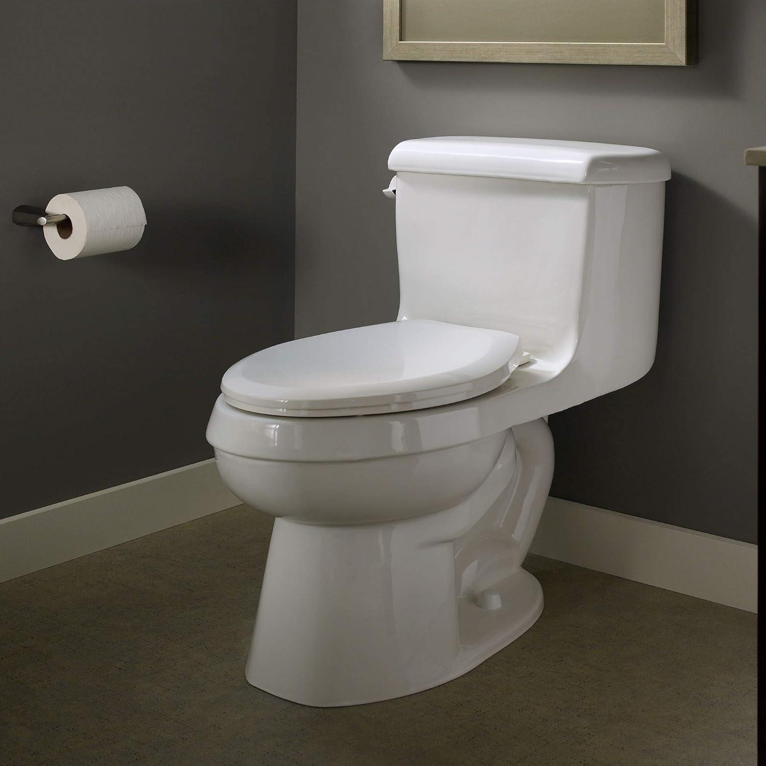 American Standard Champion Slow-Close and Easy Lift-Off Toilet Seat with Cover