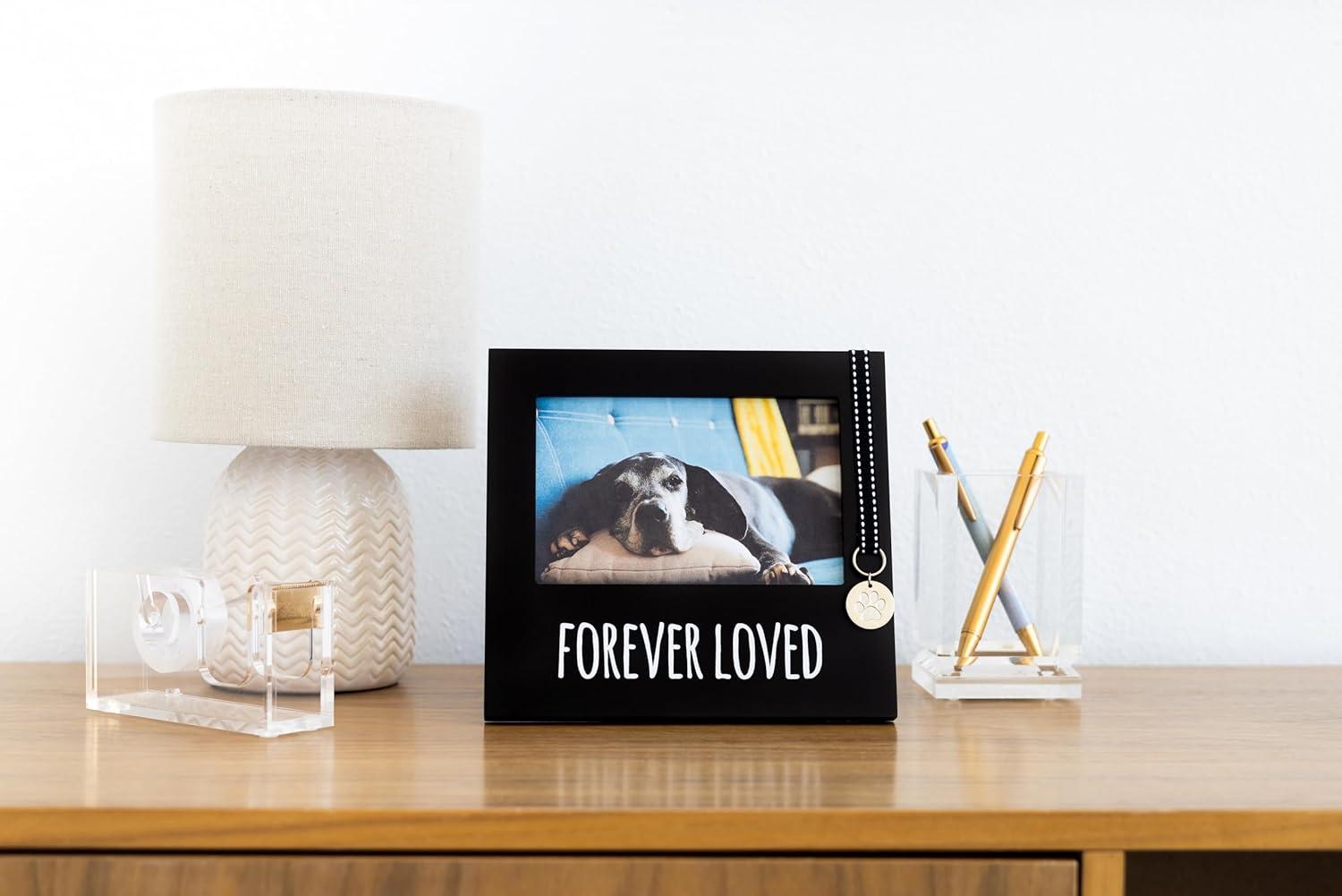 Pearhead Forever Loved Pet Keepsake Picture Frame, Photo Frame for Pet Owners and Dog Lovers, Ideal Memorial Gift for Loss of Dog and Pet Remembrance, Wall Mount And Tabletop Frame, Black