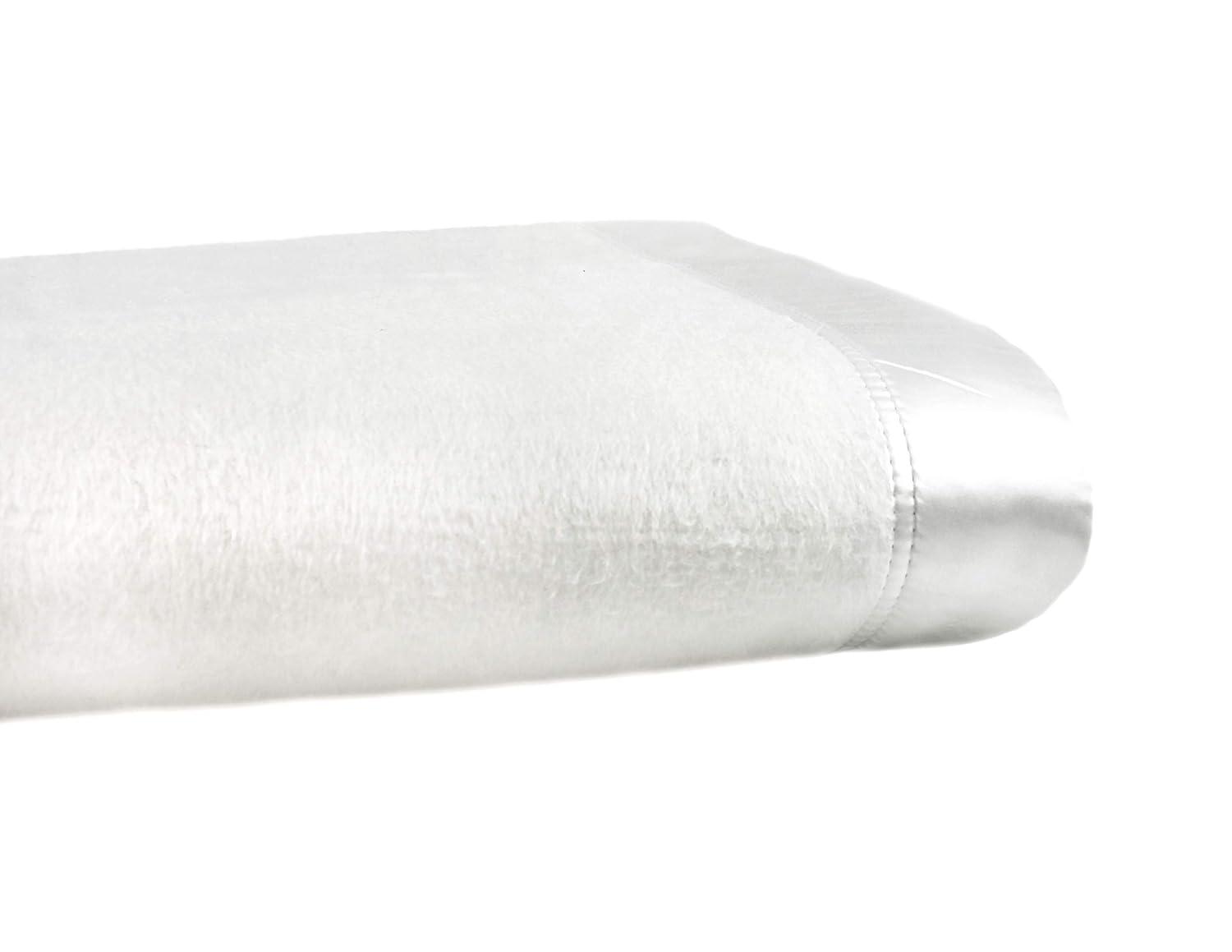 Melange Home Plaza Throw Blanket