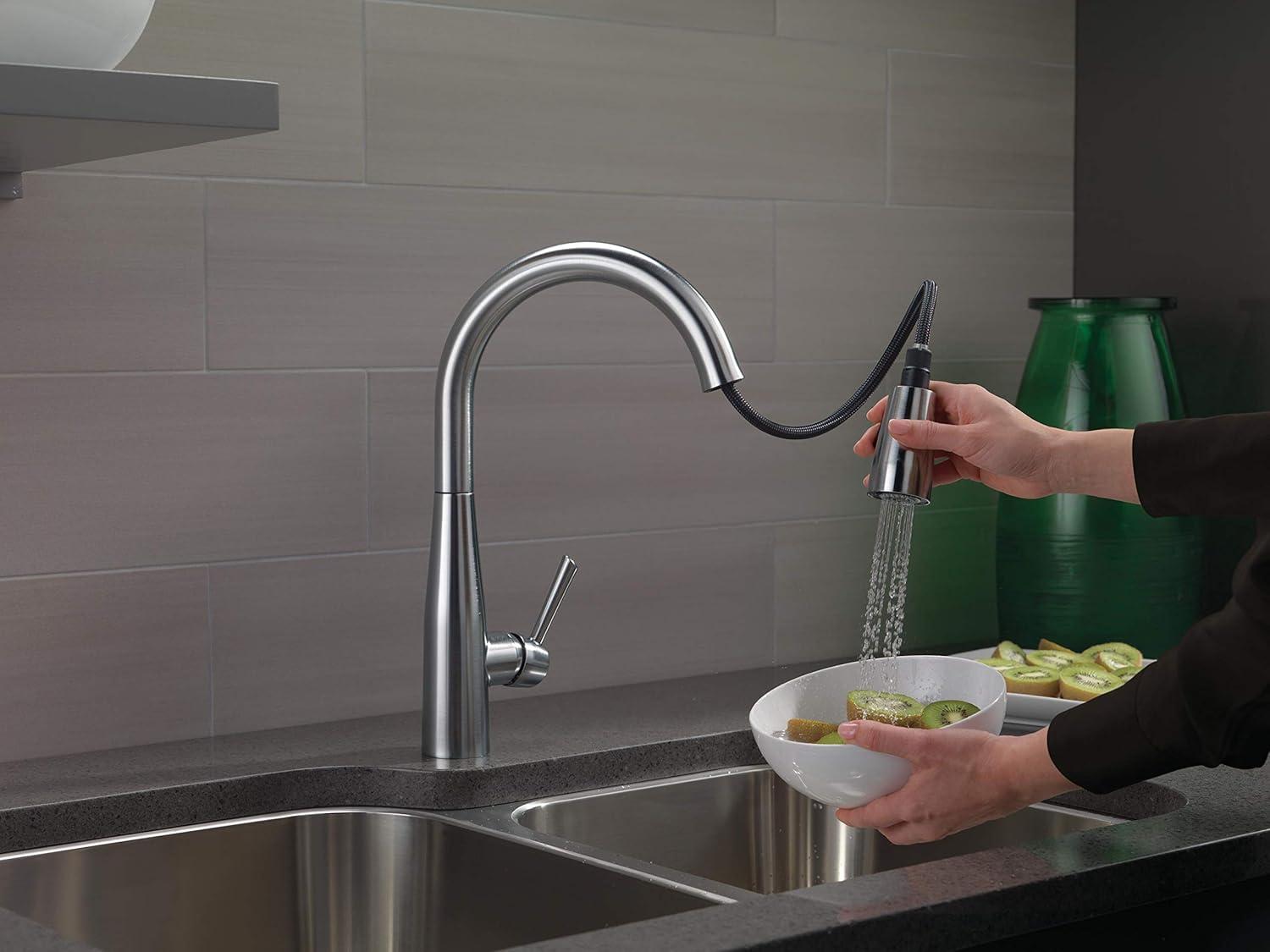 Essa Pull Down Single Handle Kitchen Faucet with MagnaTite® and Diamond Seal Technology