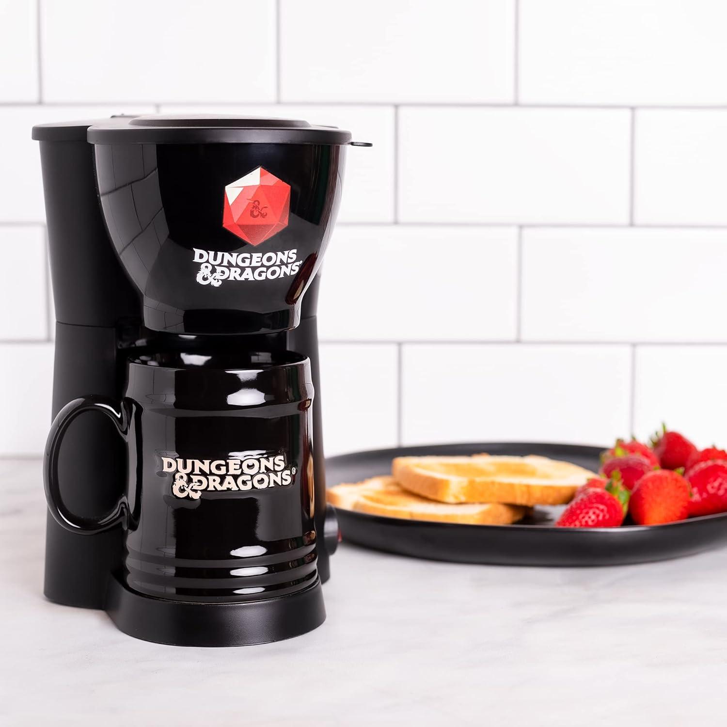 Uncanny Brands Marvel Spider-Man Coffee Maker Set