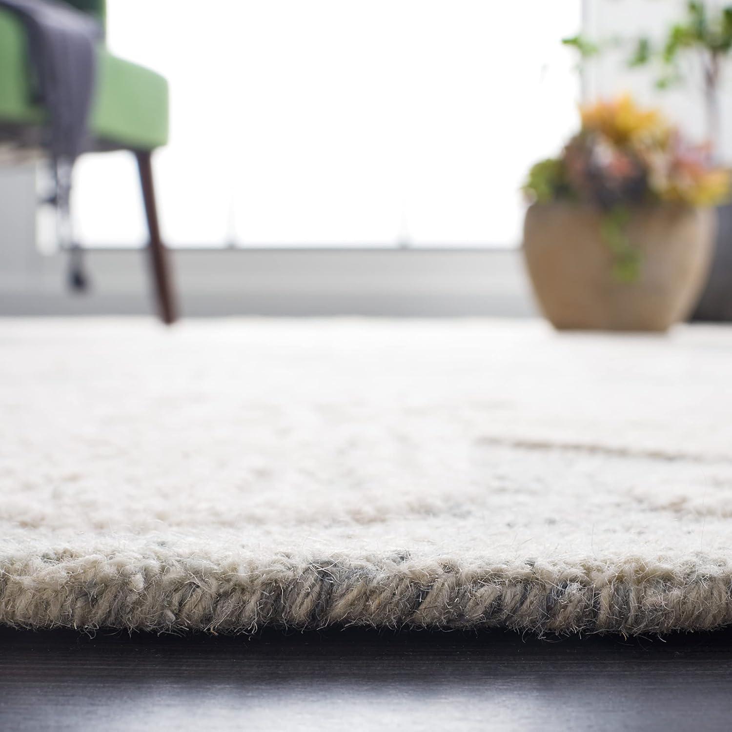 Ivory and Grey Handmade Floral Wool Tufted Rug
