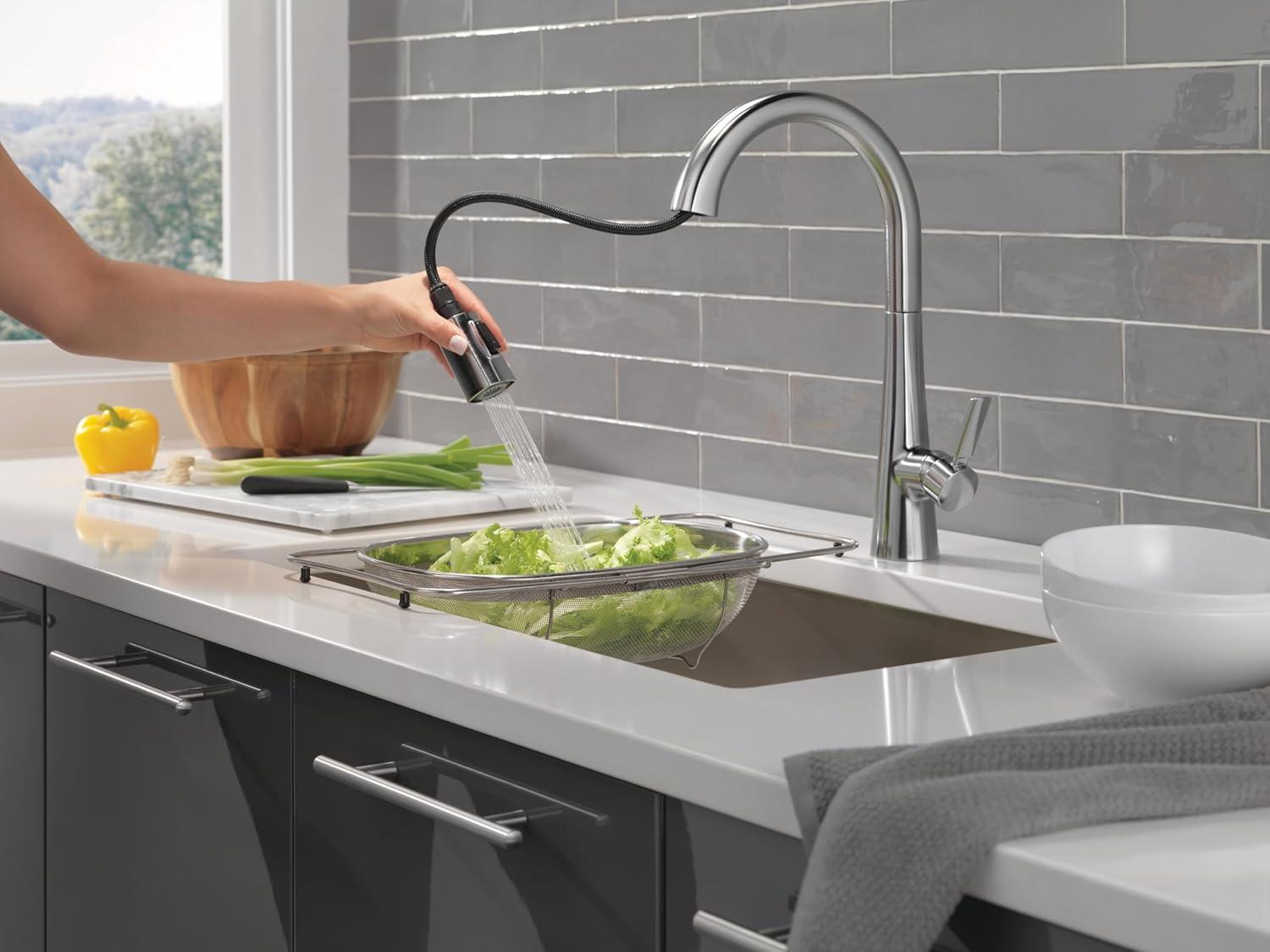 Monrovia Pull Down Single Handle Kitchen Faucet