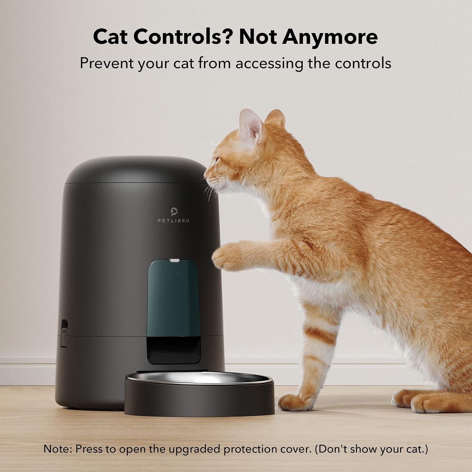 Black Automatic Pet Feeder with 180-Day Battery Life