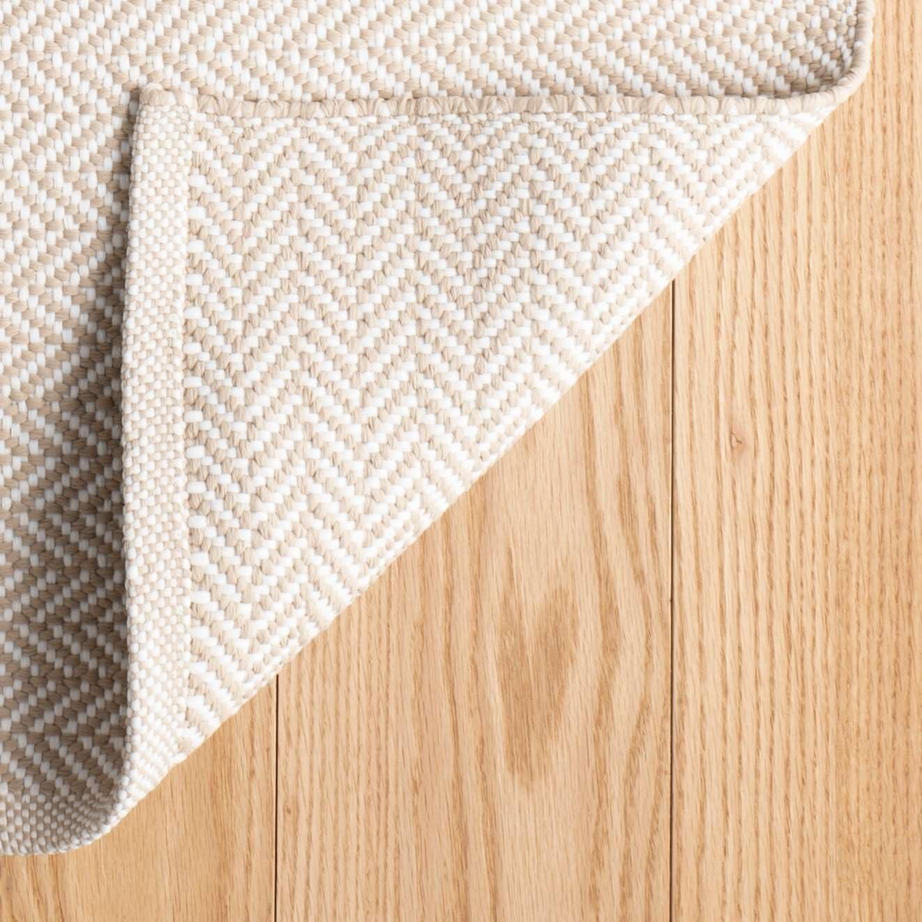 Herringbone Linen/White Handwoven Indoor/Outdoor Rug