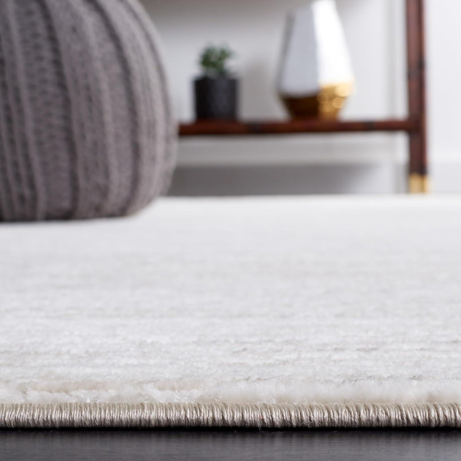 SAFAVIEH Hanna Trinity Striped Area Rug, Ivory/Beige, 5'3" x 7'6"