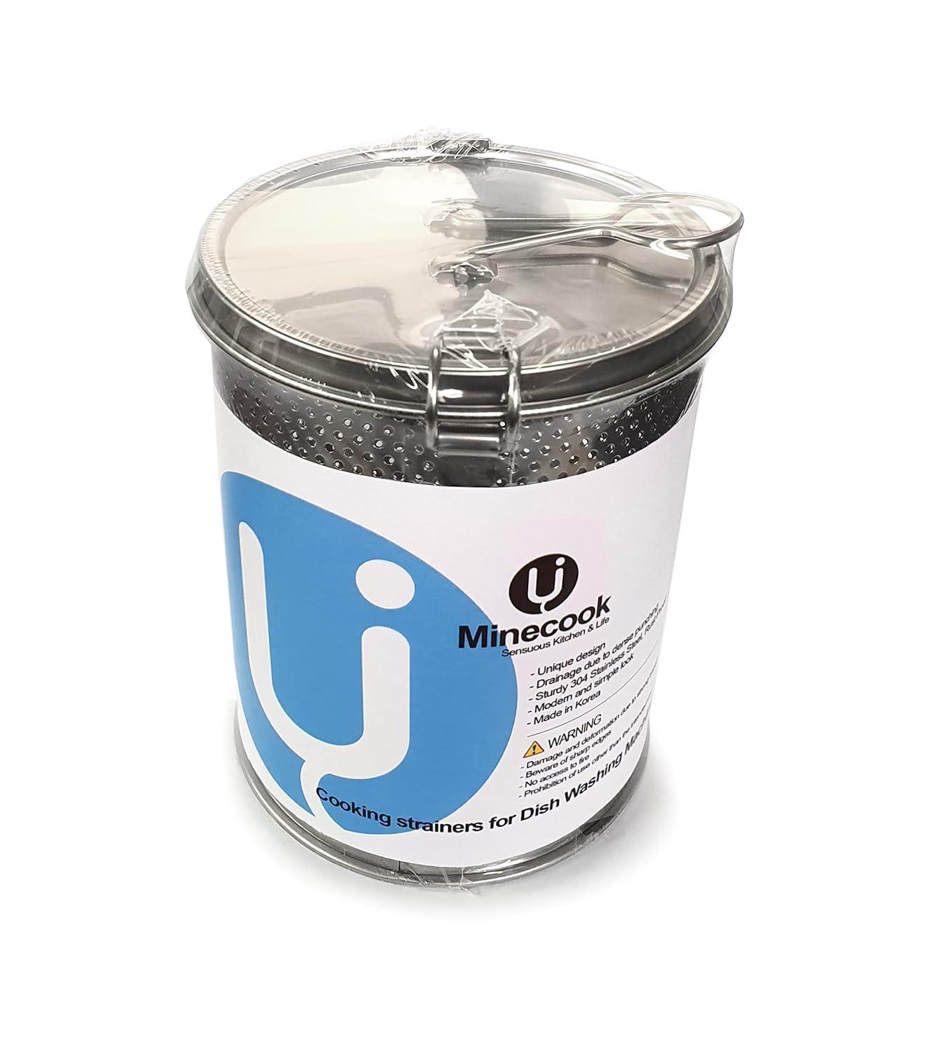 Commercial Grade D 3.9" X H 5.3" Genuine Stainless Steel 18/8 Perforated Strainer - One Touch Lock System - Restaurant & Home Use|Commercial Grade D. 3.9"x H. 5.3" - Genuine 18/8 Stainless Steel Perfo