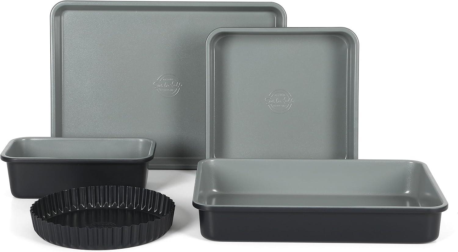 Grey Carbon Steel Nonstick Bakeware Set with Black Exterior