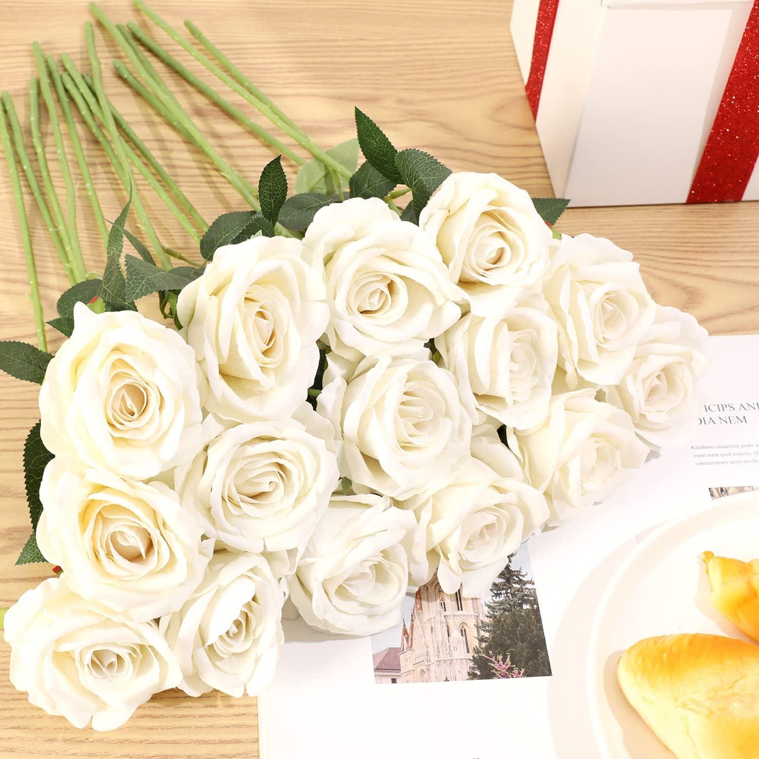 Cream White Artificial Silk Roses with Plastic Stems, 15-Piece Set