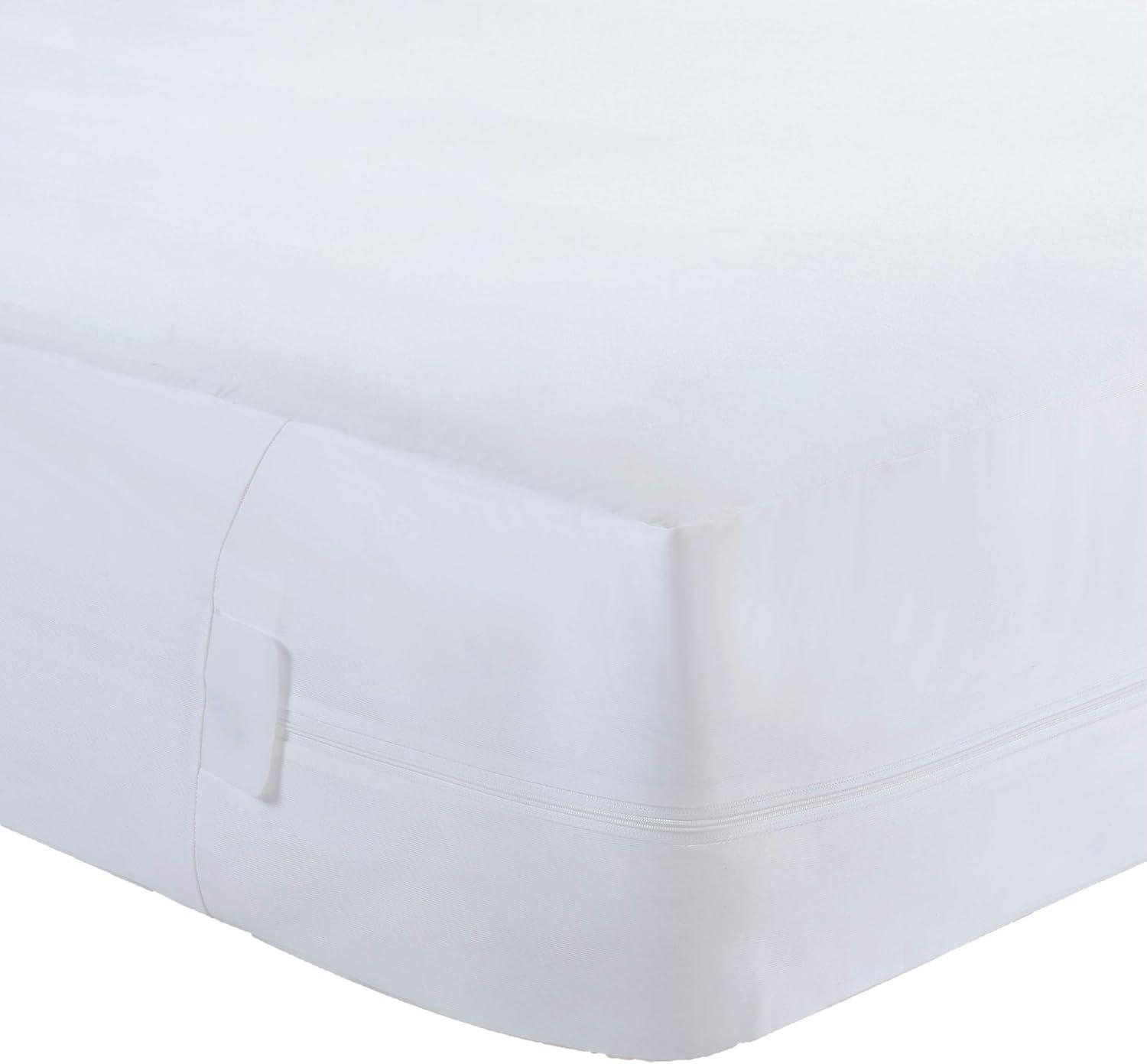 Twin XL White Water Resistant Zippered Mattress Protector