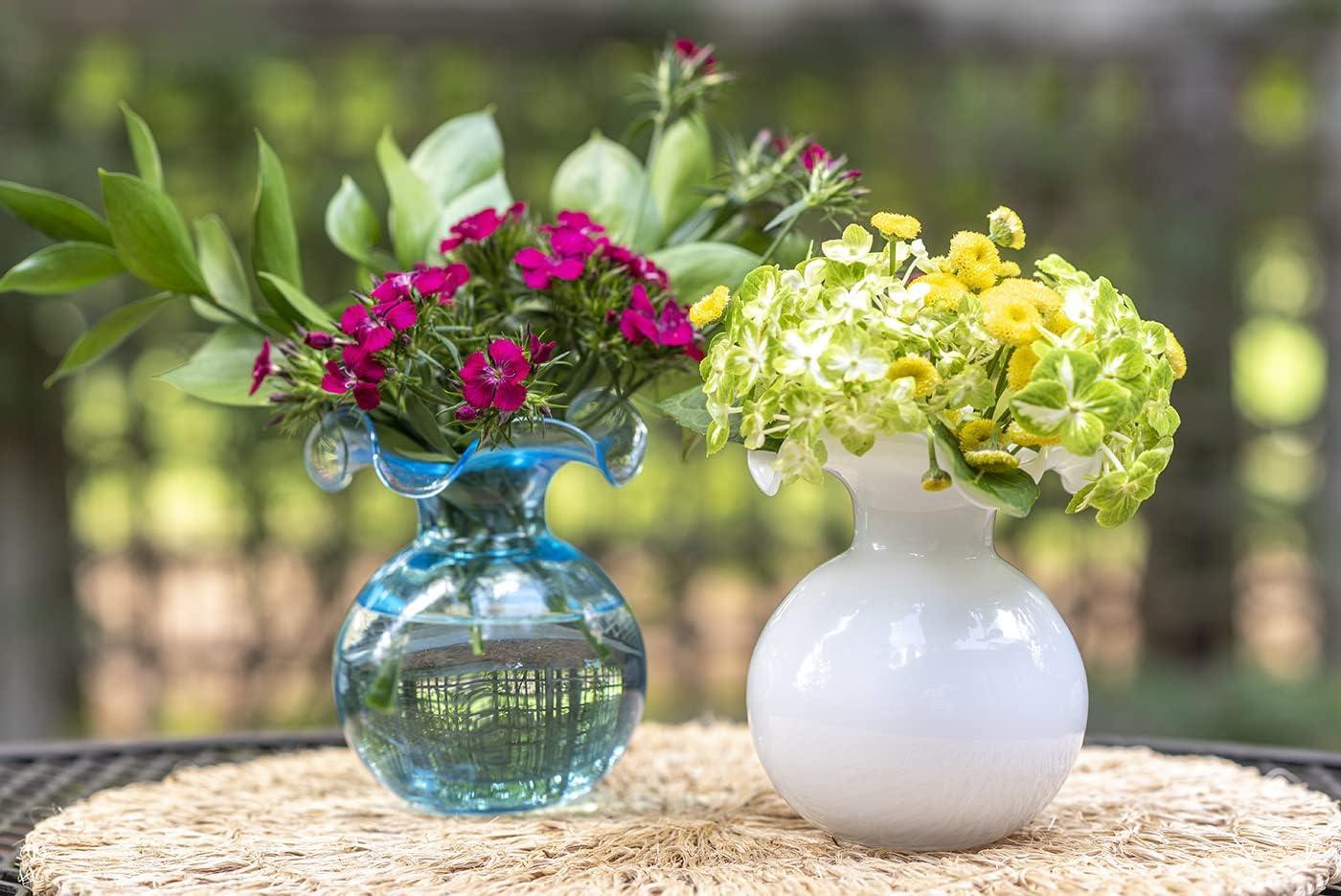 VIETRI Hibiscus Handmade Glass Table Vase