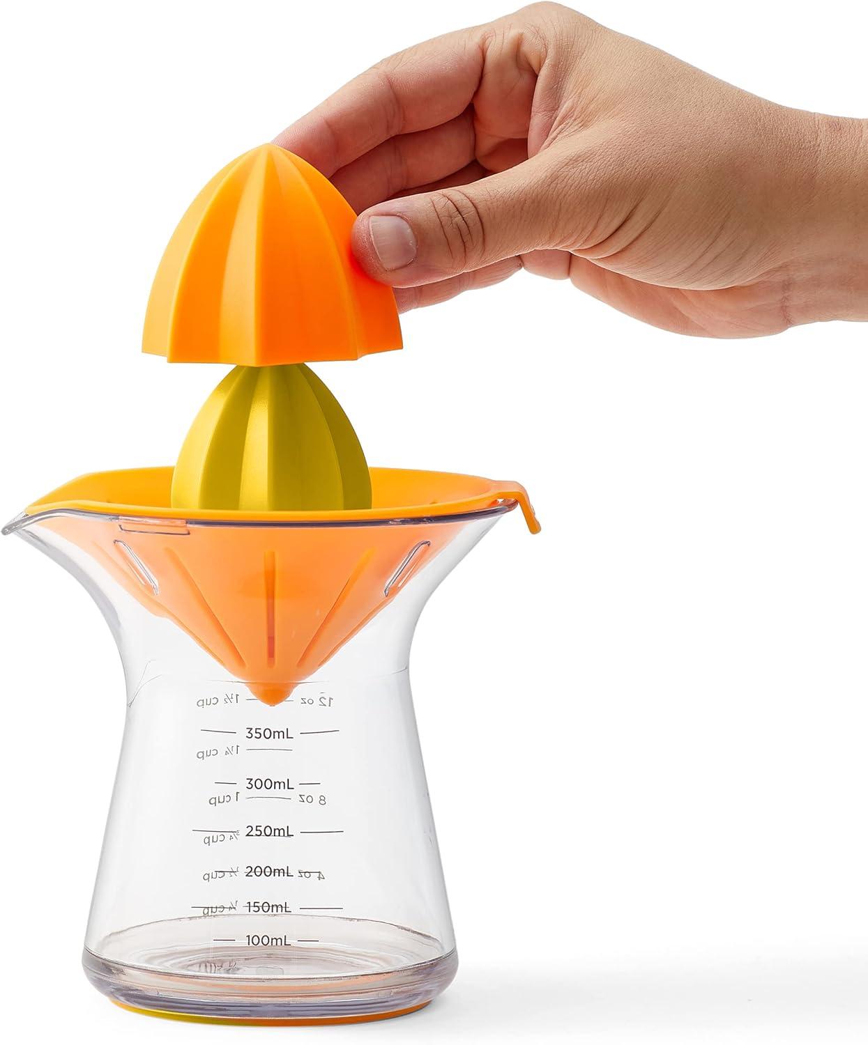 Manual Orange and Lemon Citrus Juicer with Glass Carafe