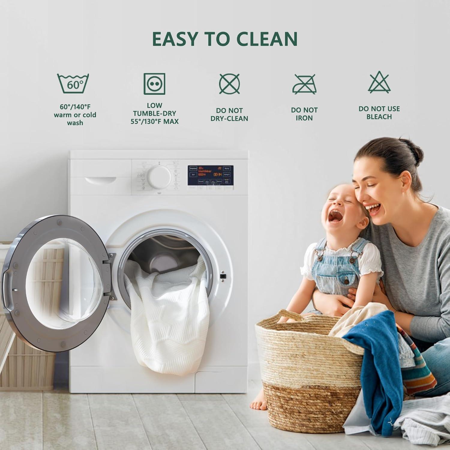 Queen Size Waterproof Mattress Protector, 40% Rayon From Bamboo Cooling Mattress Pad Cover, 3D Air Fabric Breathable Mattress Pad Fitted With Deep Pocket 6"- 15" Machine Washable