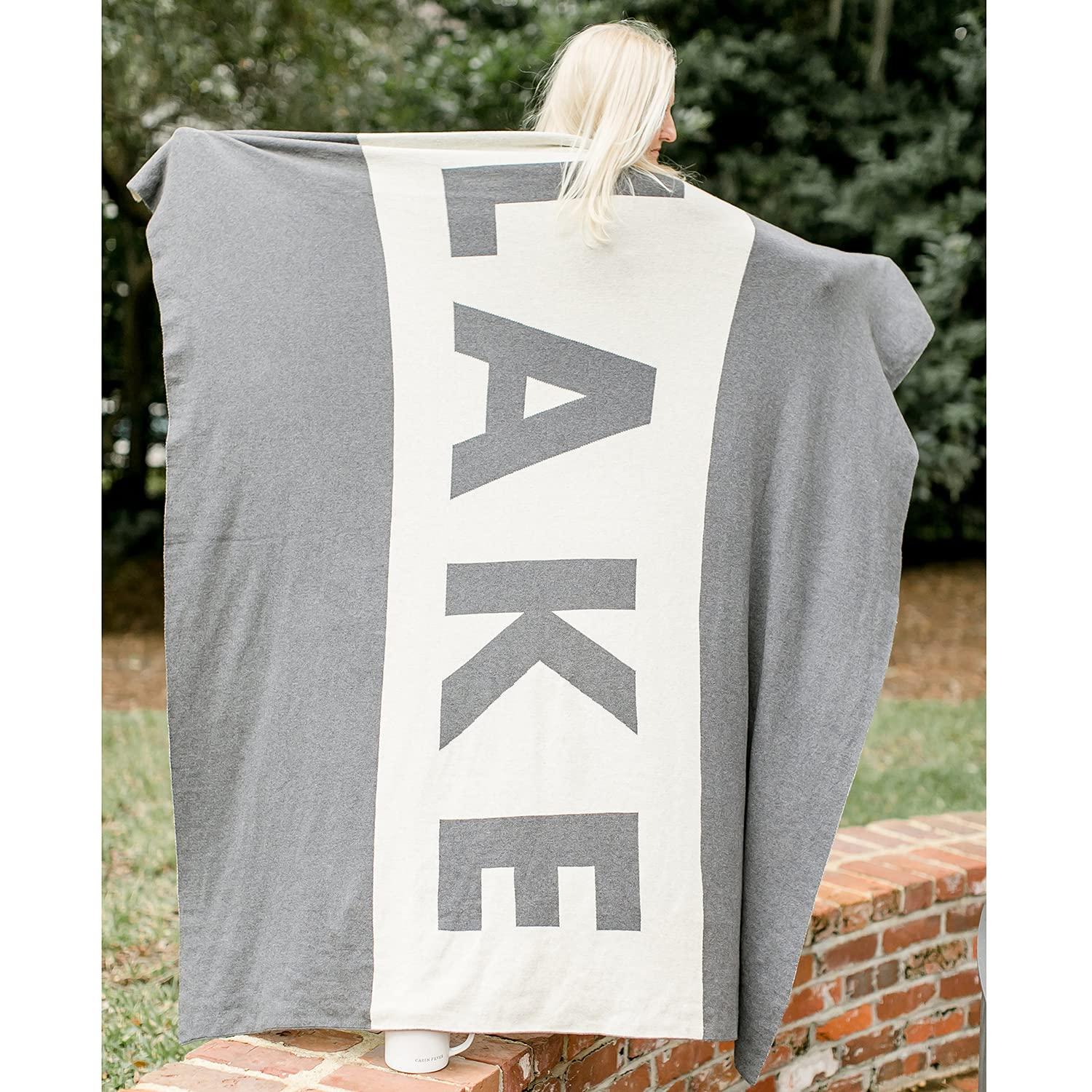 Creative Brands J2291 60 x 50 in. Face To Face Luxe Throw - Lake
