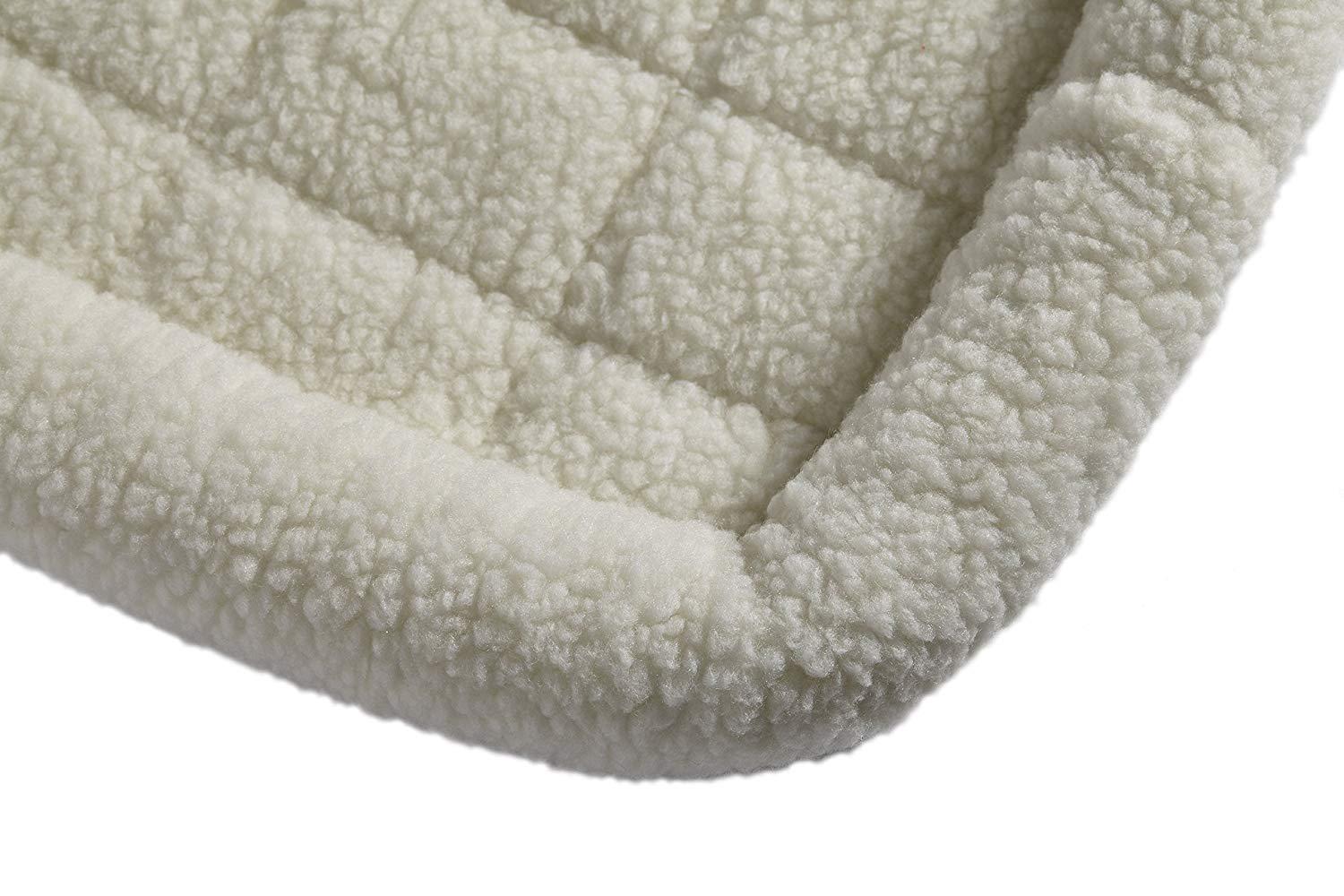 Midwest Homes For Pets MidWest Homes for Pets Quiet Time Fleece Pet Bed