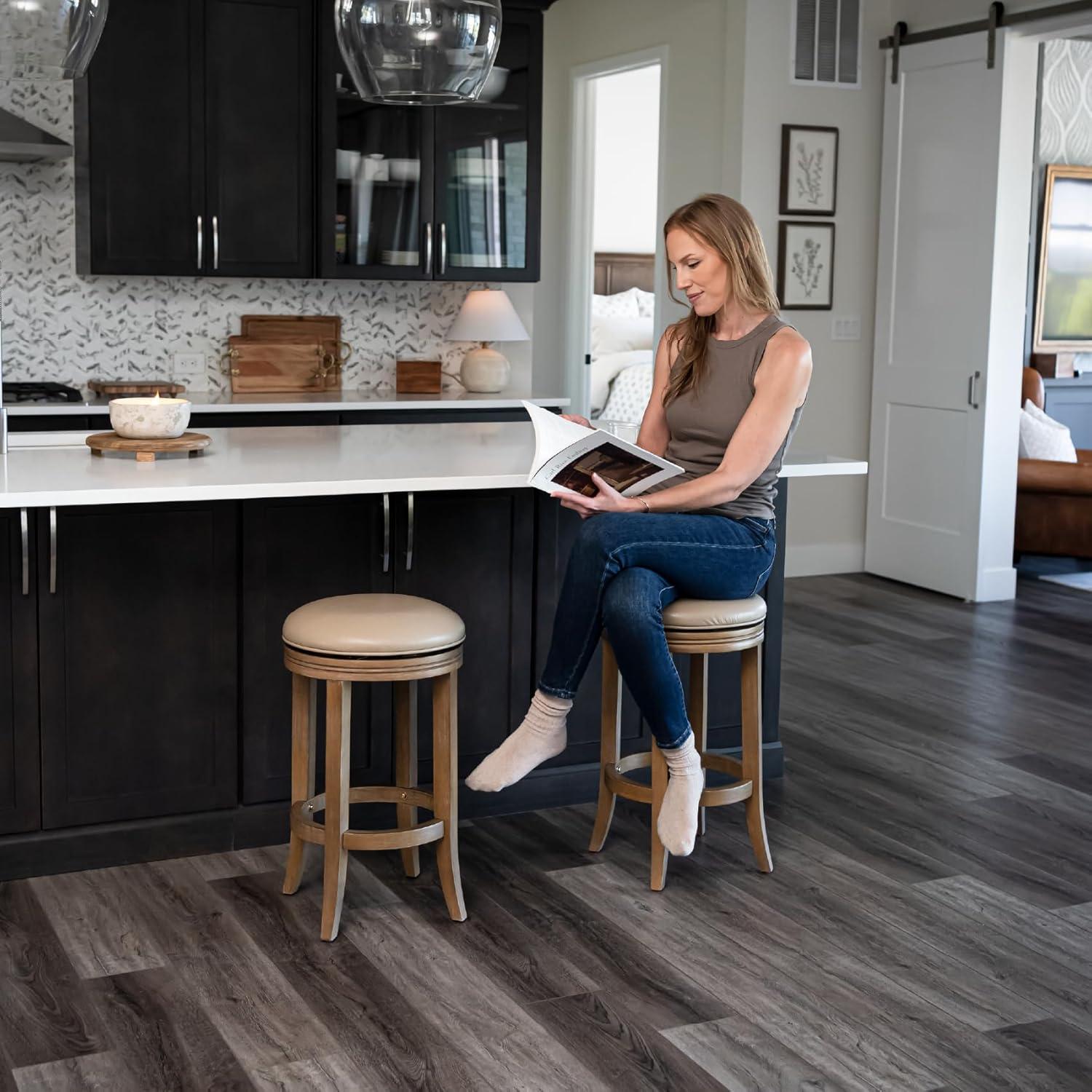 Maven Lane Maven Lane Eva Stool with Vegan Leather Upholstery