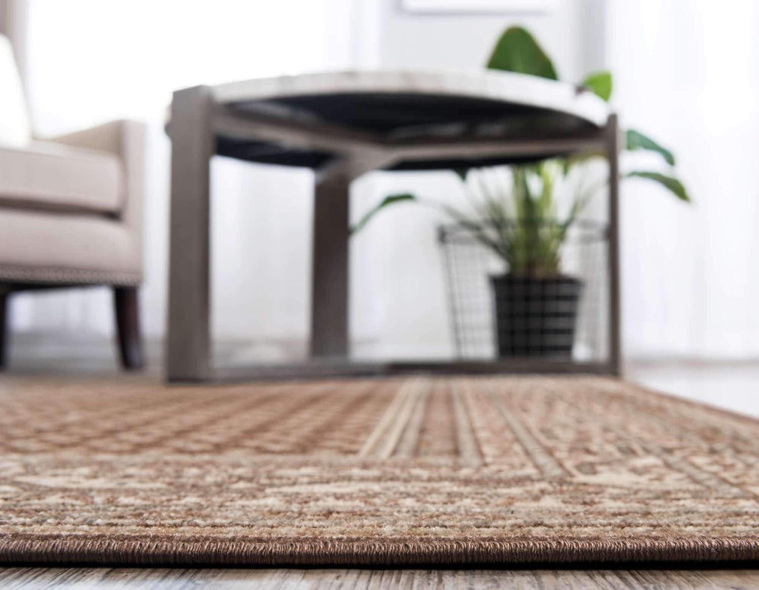 Williamsburg Allover Brown 4' 0 x 6' 0 Area Rug