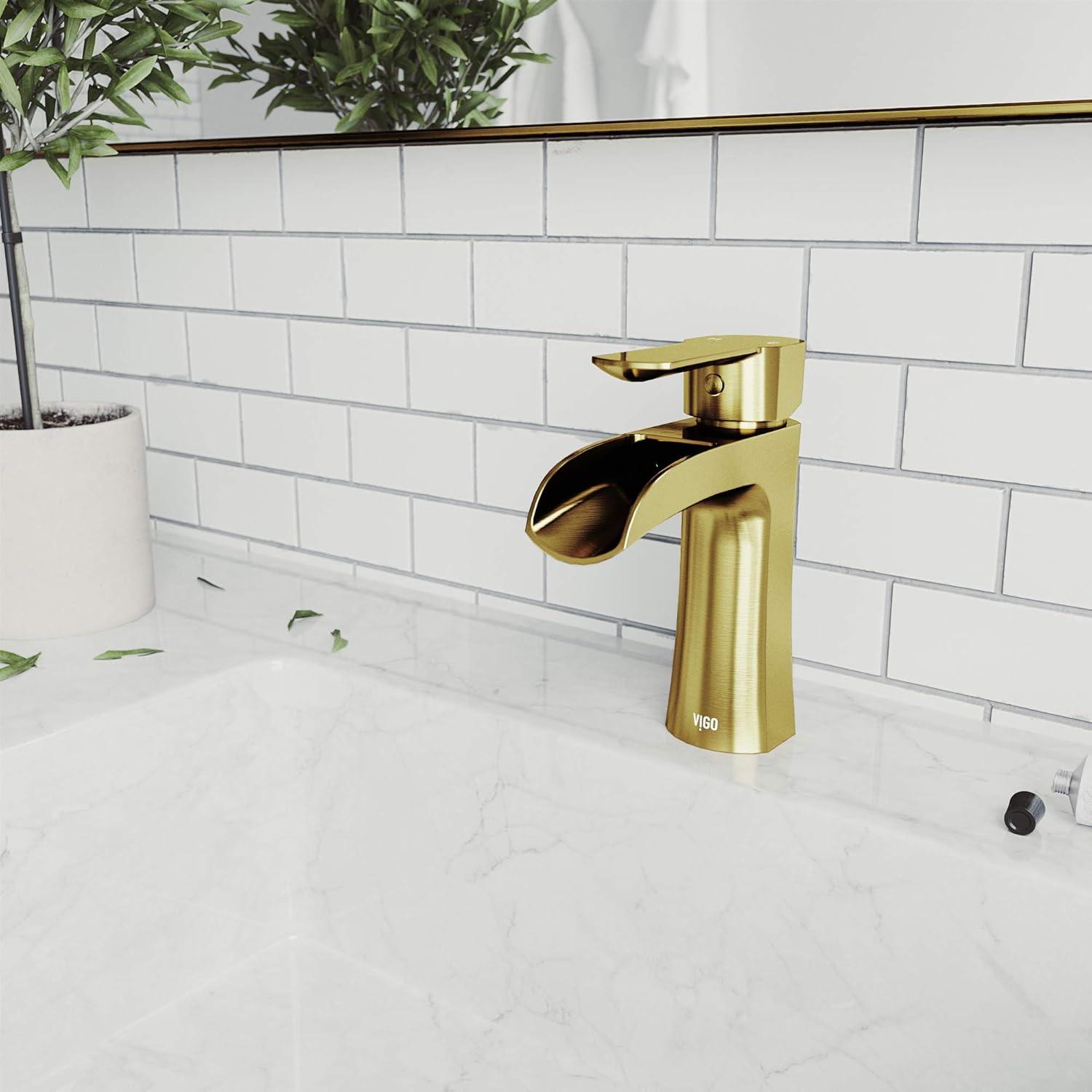 Paloma Single Hole Bathroom Faucet