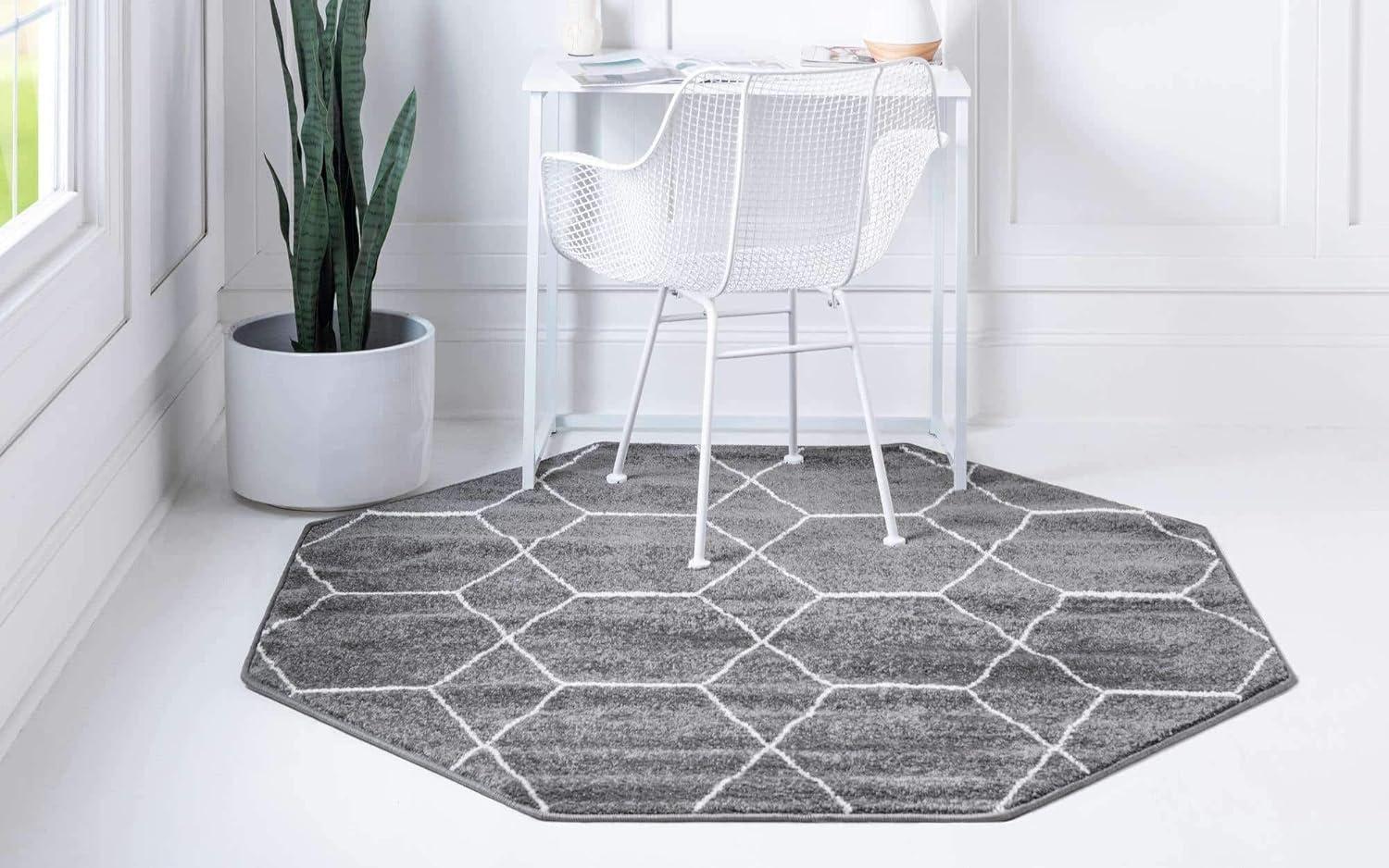 Dark Gray Octagon Synthetic Trellis Stain-Resistant Rug