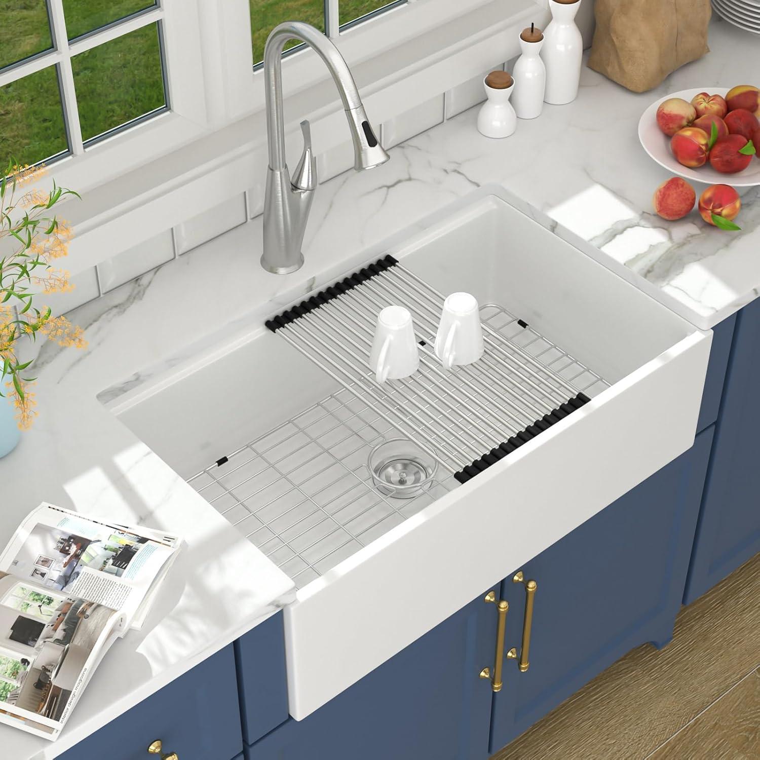 33"L x 20"W Farmhouse Kitchen Sink Deep Single Bowl Fireclay Workstation Sink with Cutting Board and Dish Drying Rack