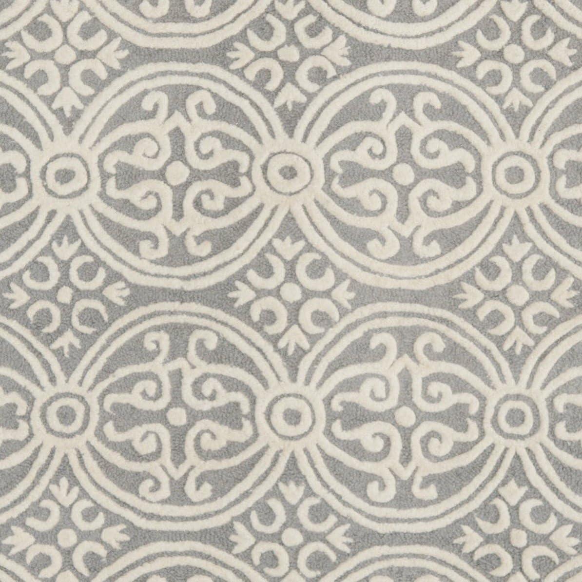 Cambridge CAM123 Hand Tufted Area Rug  - Safavieh