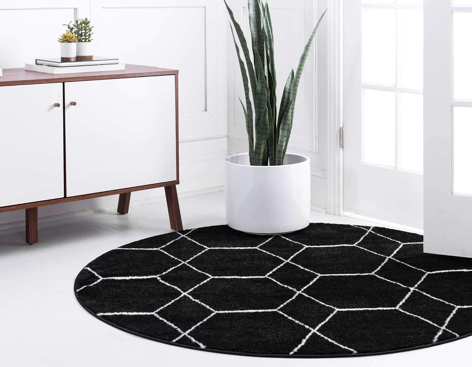 Unique Loom 5' 0 x 5' 0 Trellis Frieze Black Area Rug