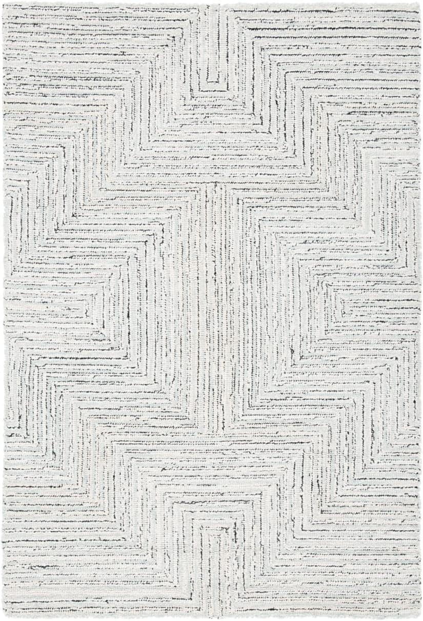 Elegant Gray Wool Hand-Tufted Accent Rug 36" x 24"