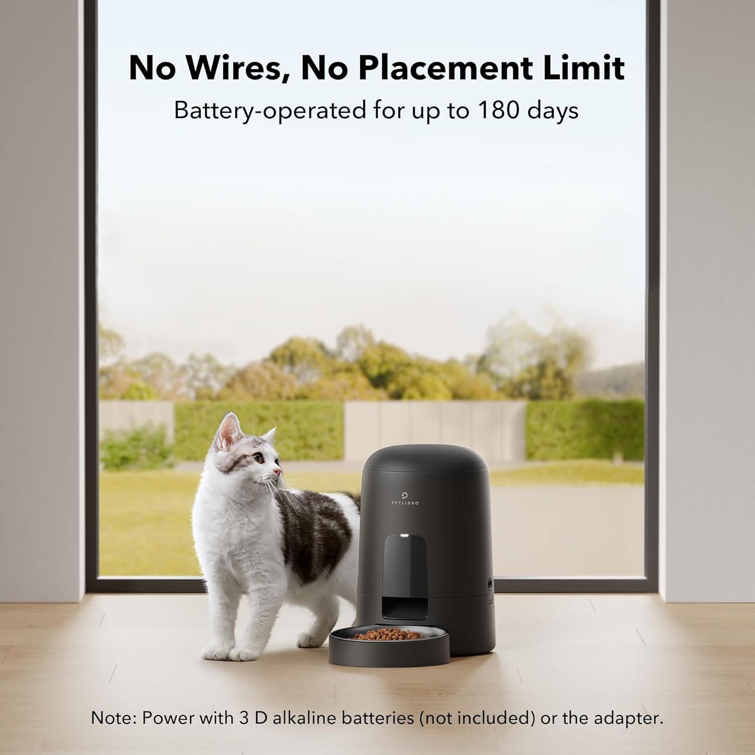 Black Automatic Pet Feeder with 180-Day Battery Life