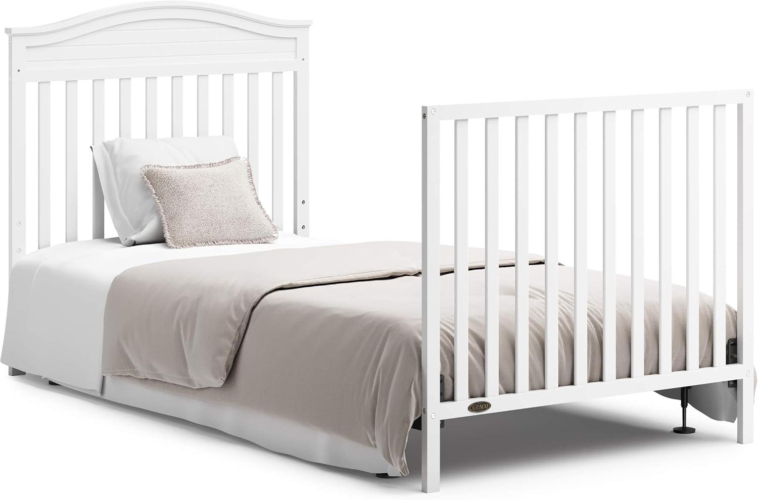 Graco Graco Stella 4-in-1 Mini Convertible Crib with Mattress