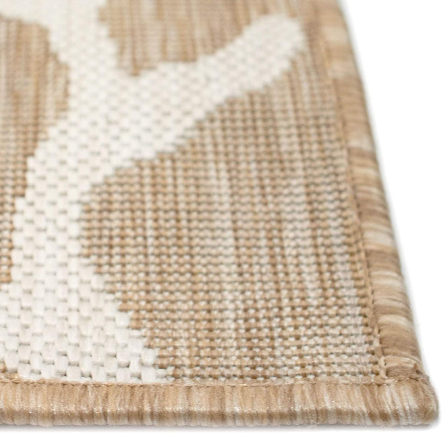 Liora Manne Carmel Coral Border Indoor/Outdoor Rug Sand 7'10" x 9'10"