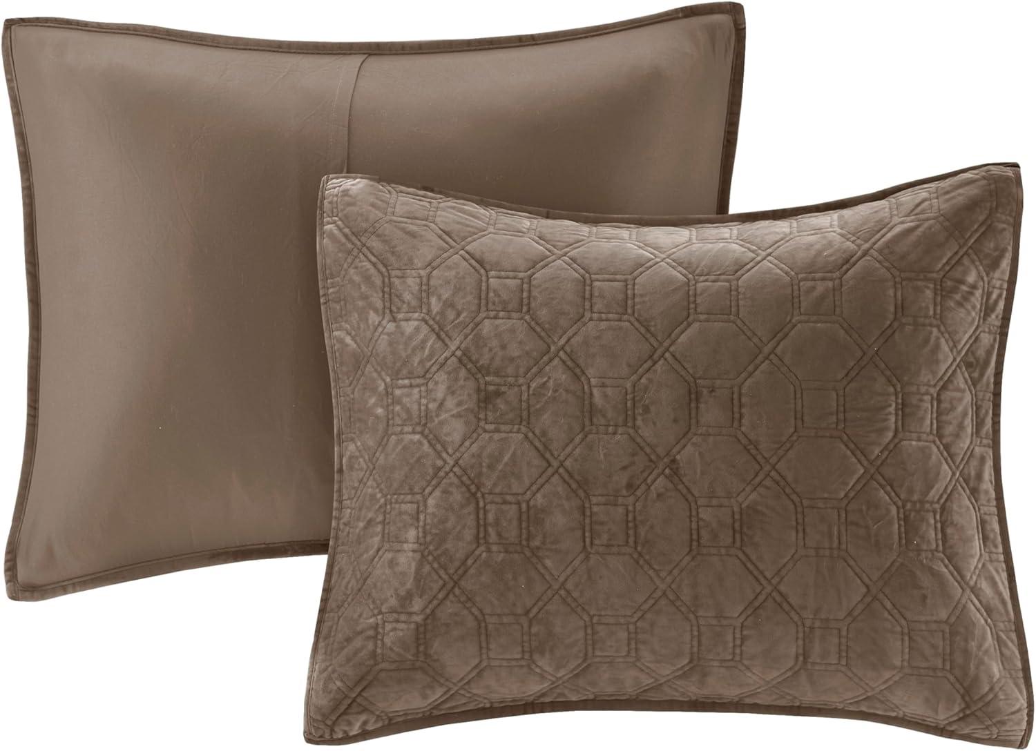 Harper 3 Piece Velvet Quilt Set