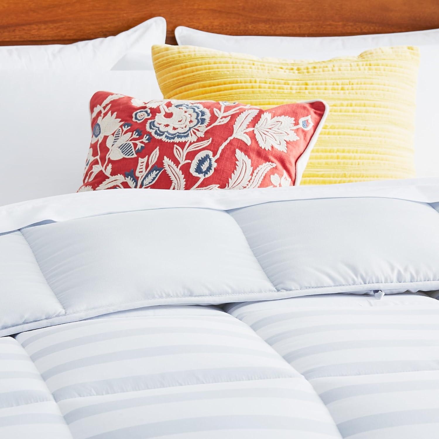 Linenspa Gray/White Microfiber Comforter & Reviews | Wayfair