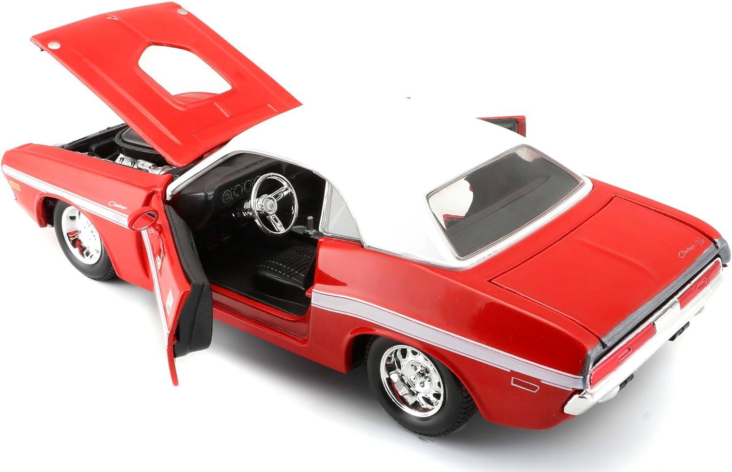 Red and White 1:24 Diecast 1970 Dodge Challenger Model Car