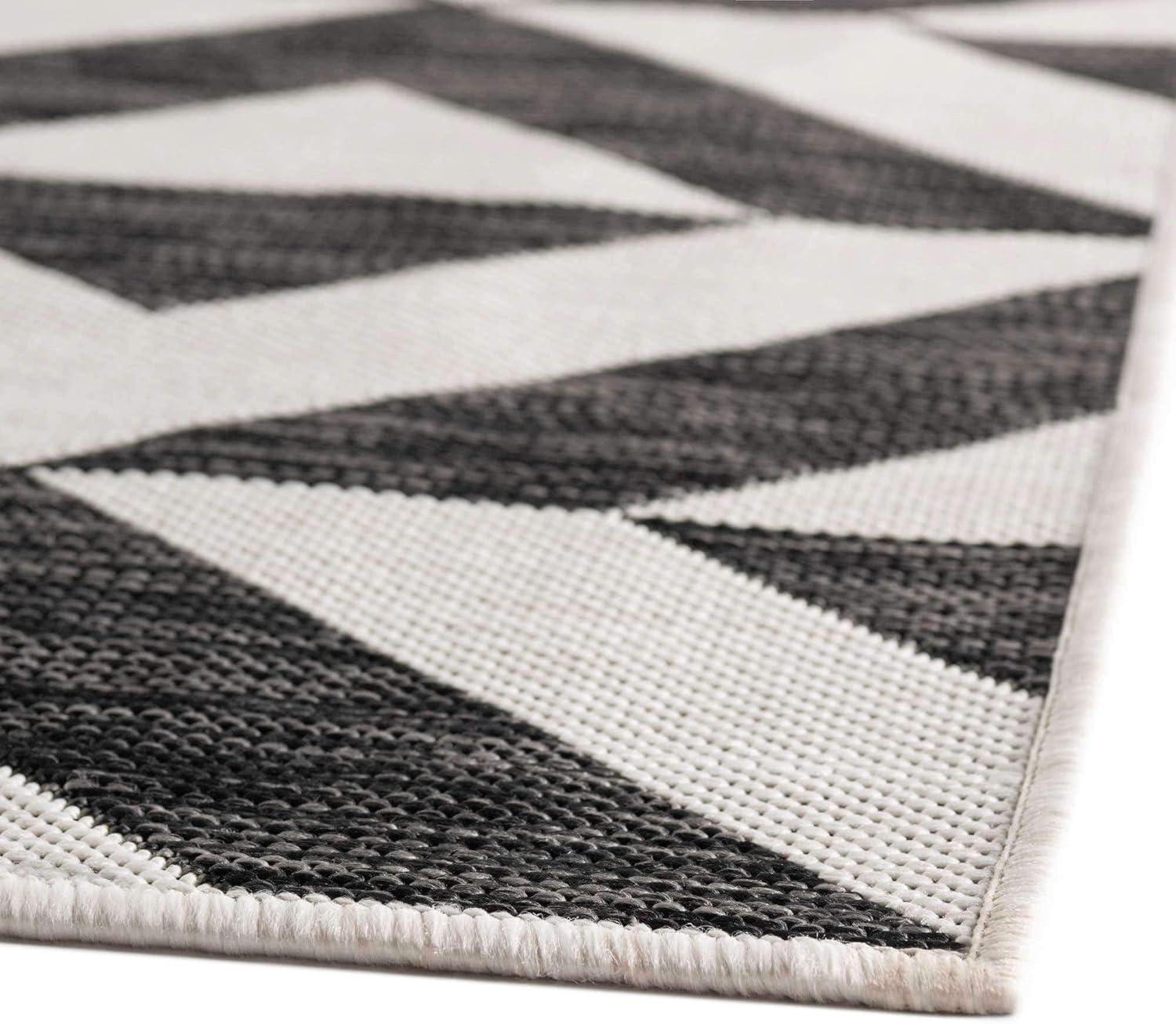 Jill Zarin Napa Outdoor Rug