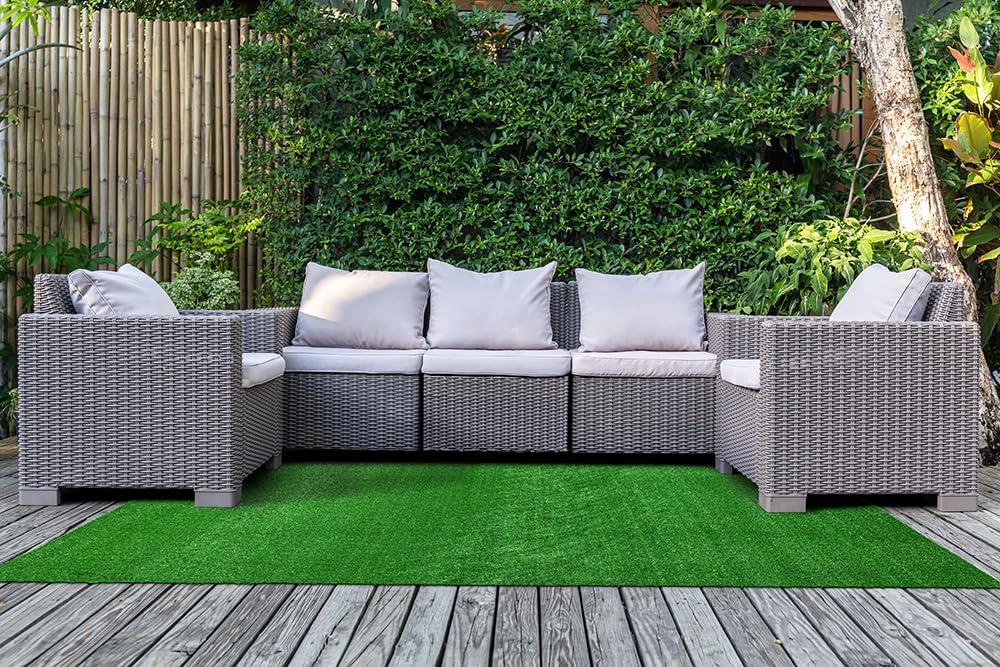 Garland Rug Artificial Grass Green Indoor/Outdoor Area Rug, 4' x 6'