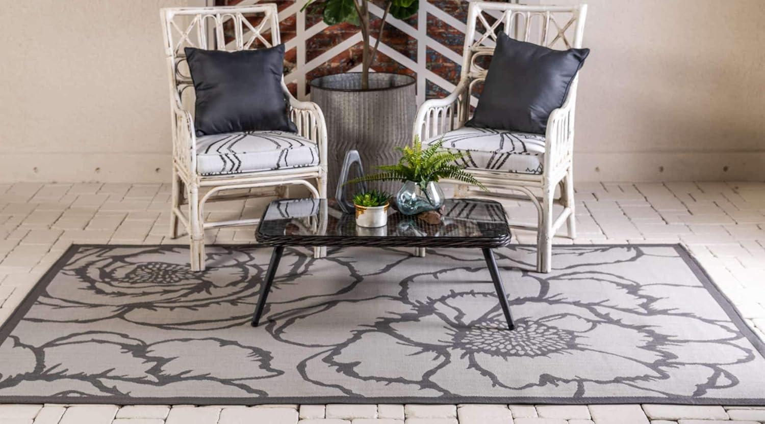 Gray Rectangular Stain-Resistant Synthetic Outdoor Rug, 3x5 ft
