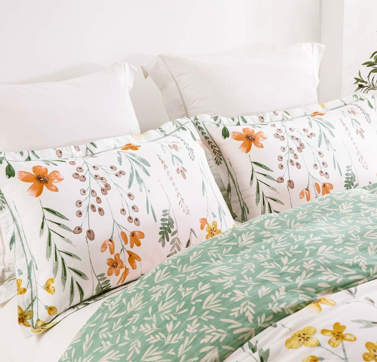 Queen White and Green Floral Reversible Microfiber Comforter Set