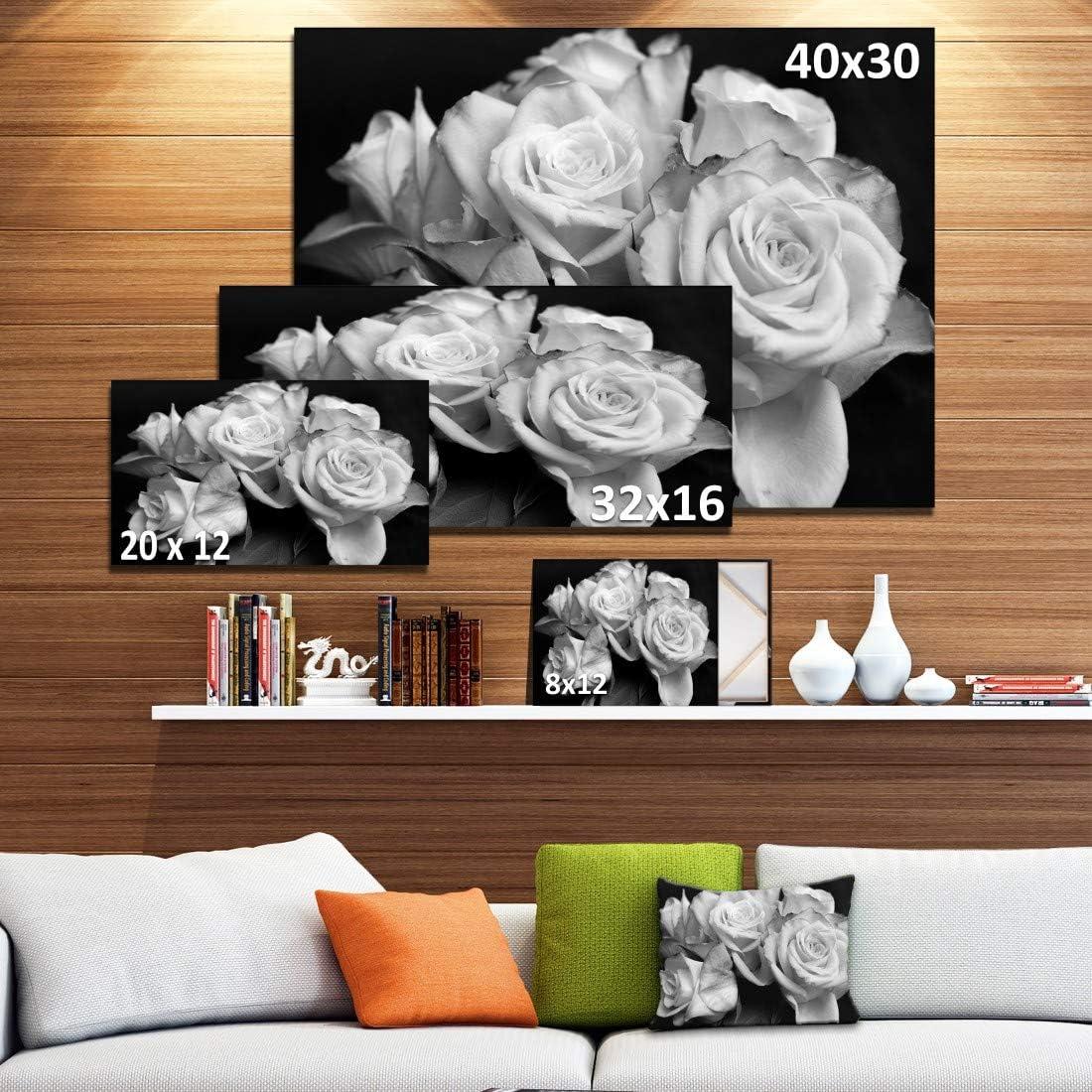 Designart 'Bunch of Roses Black and White ' Floral Art Canvas Print