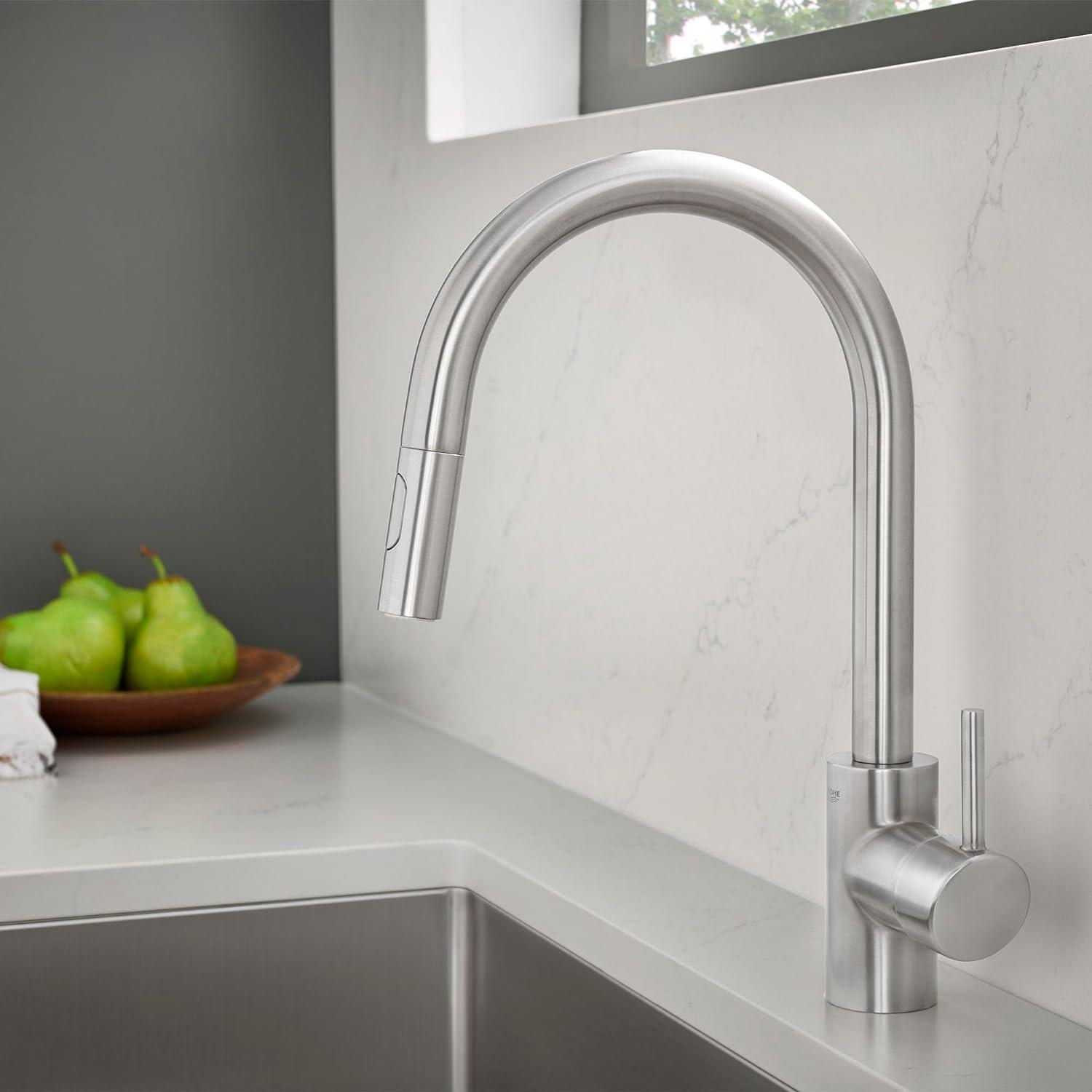 Concetto™ Single Handle Kitchen Faucet with Accessories 1.75 GPM