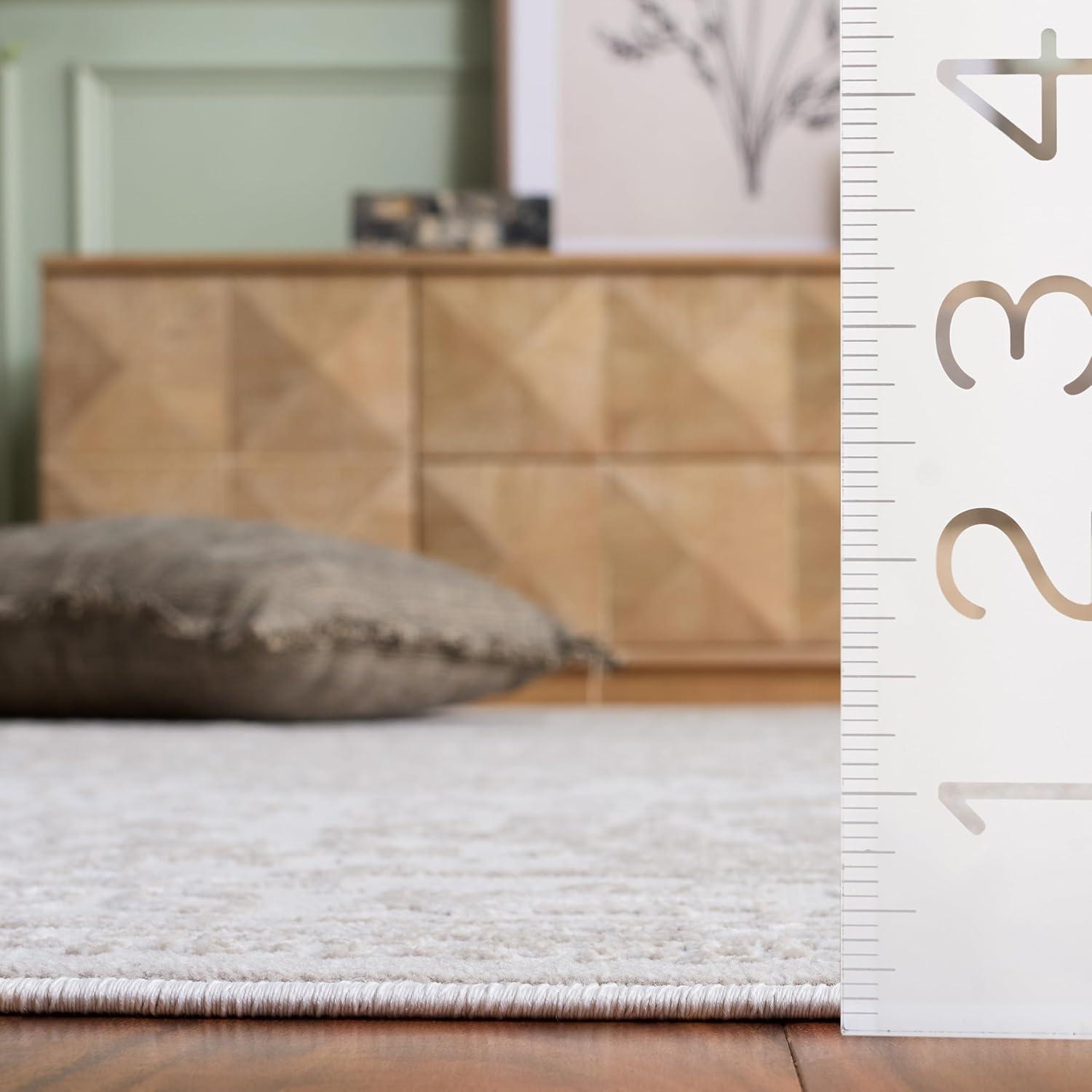 Reflection RFT664 Power Loomed Indoor Runner Rug - 2'3"x6' - Creme/Ivory - Safavieh