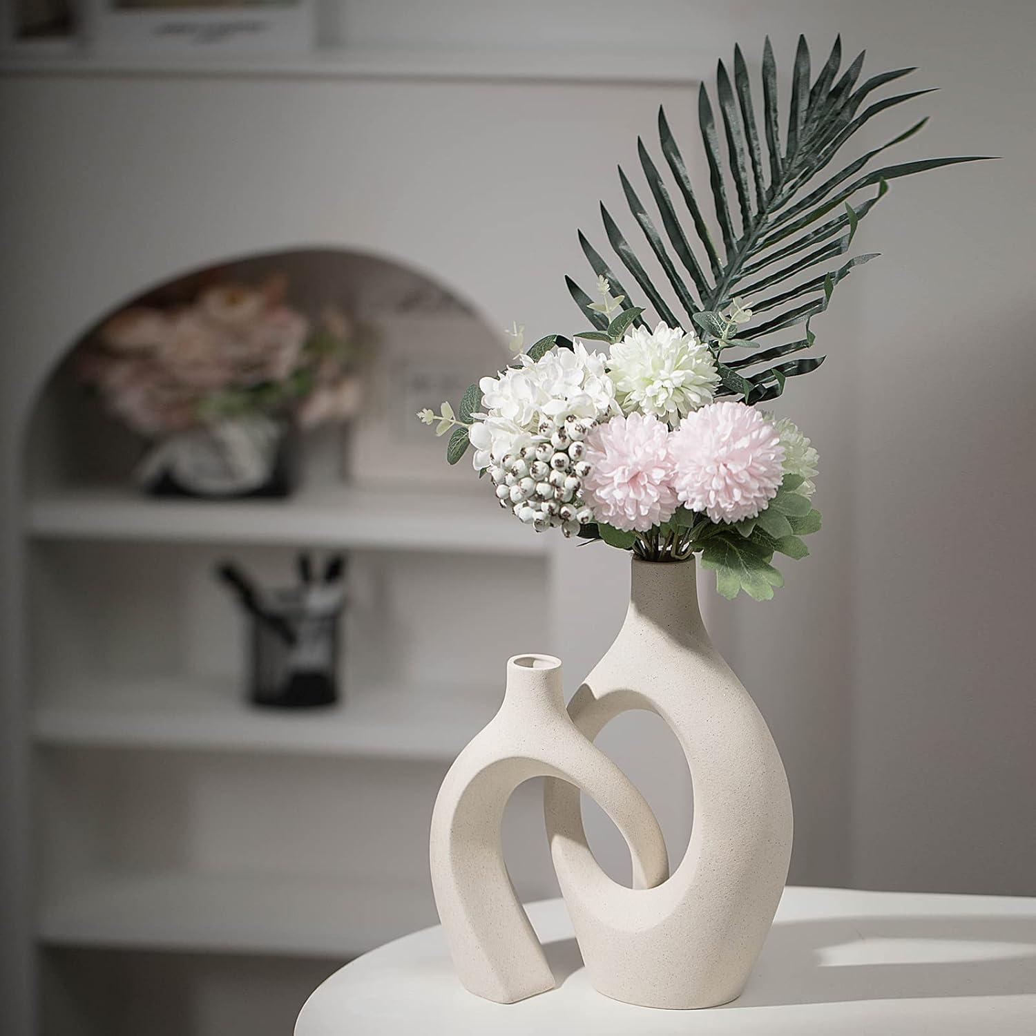 Milky White Ceramic Donut Shaped Table Vase Set