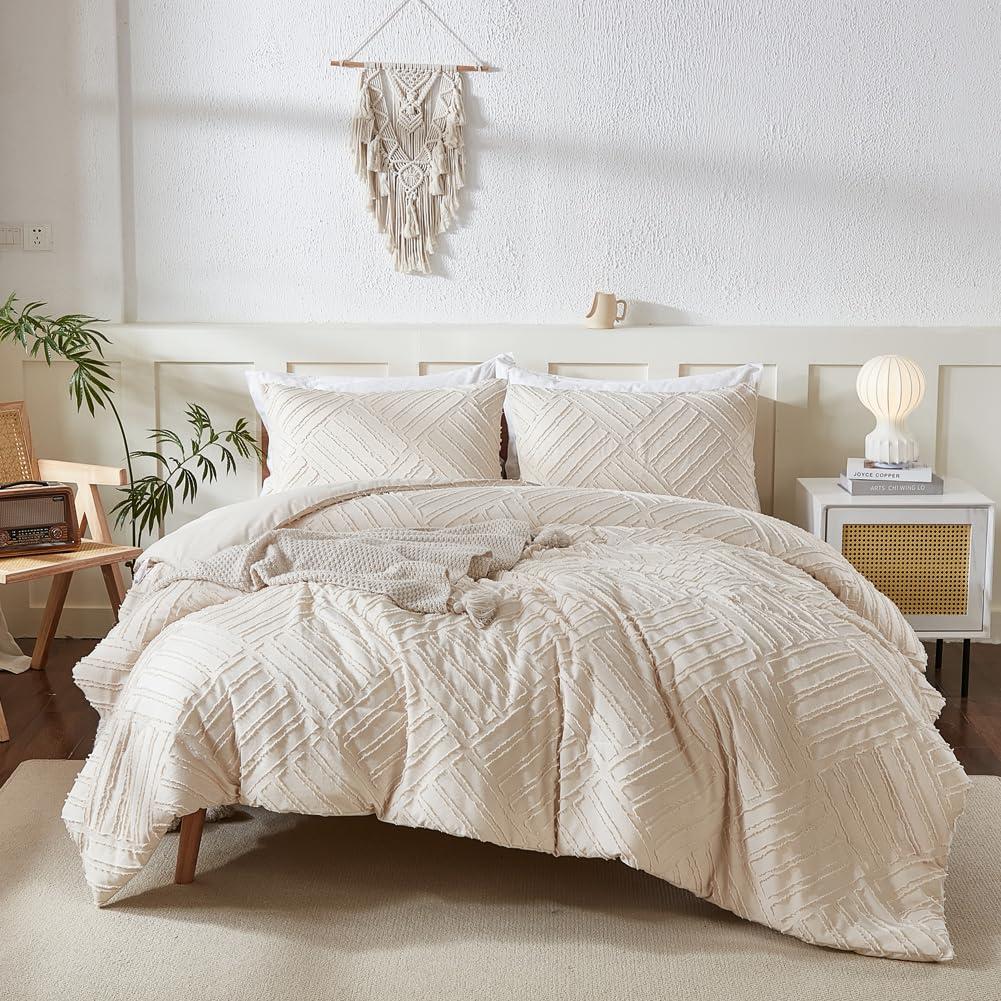DJY Beige Comforter Set Queen Size, 3 Pieces Tufted Boho Comforter Shabby Chic Bedding Sets, Lightweight Fluffy Comforter Set Queen for All Season (1 Comforter and 2 Pillowcases, 90x90In)