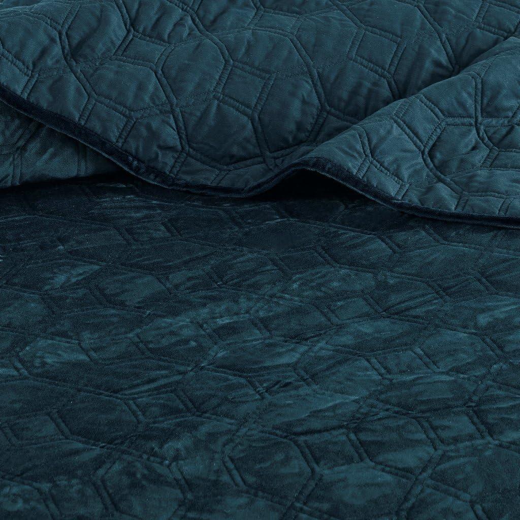 Madison Park Harper 3 Piece Velvet Quilt Set