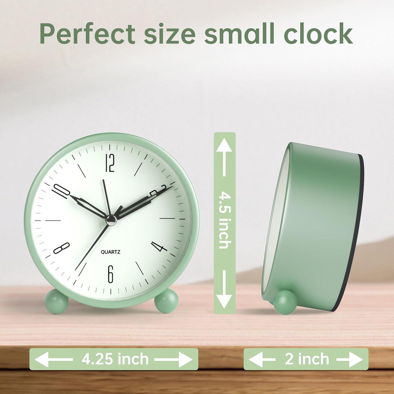 Green Minimalist Analog Alarm Clock with Night Light