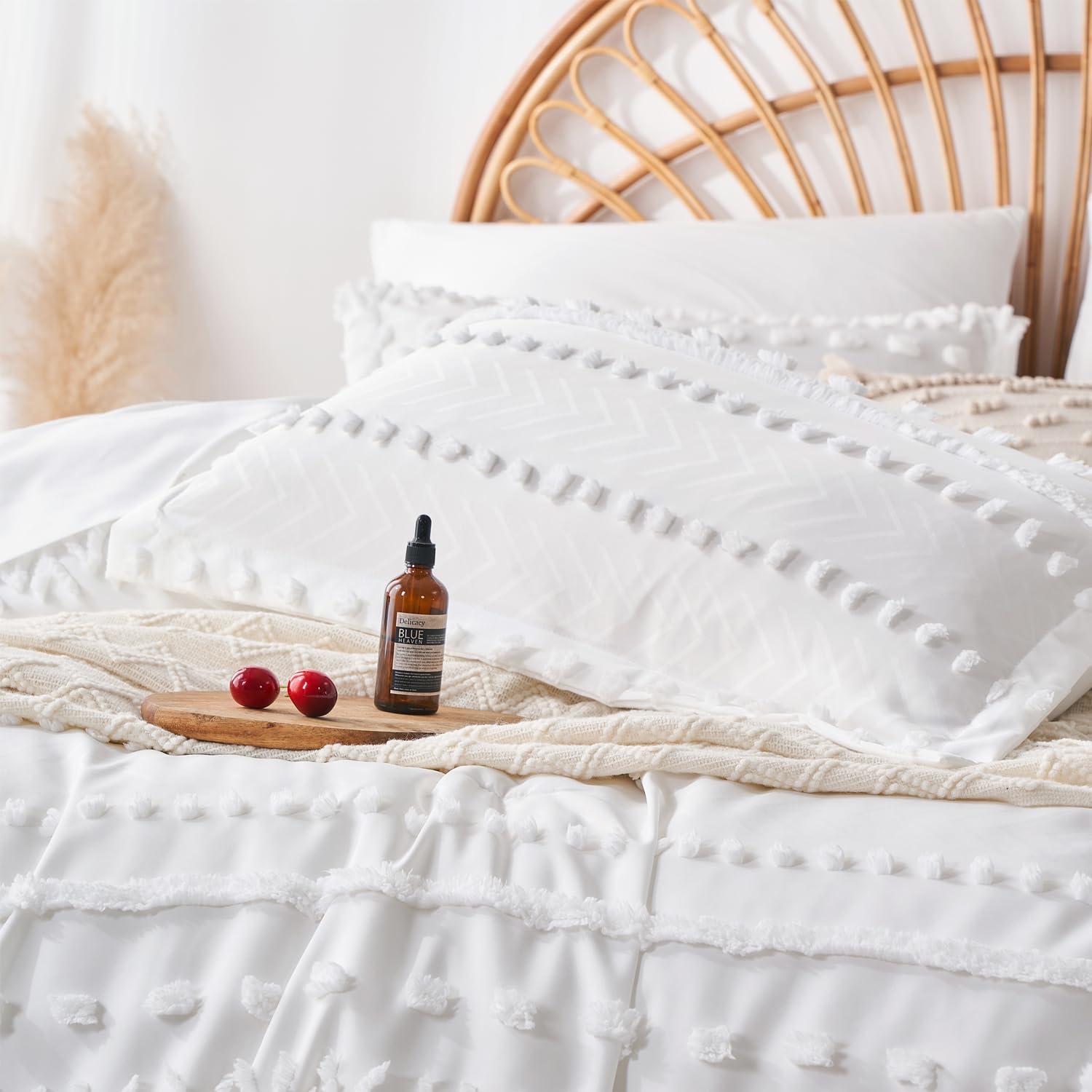 7 Pieces Queen Comforter Set, White Tufted Boho Shabby Chic Bed in a Bag Comforter and Sheet Set, All Season Soft Microfiber Complete Bedding Set (White, Queen)